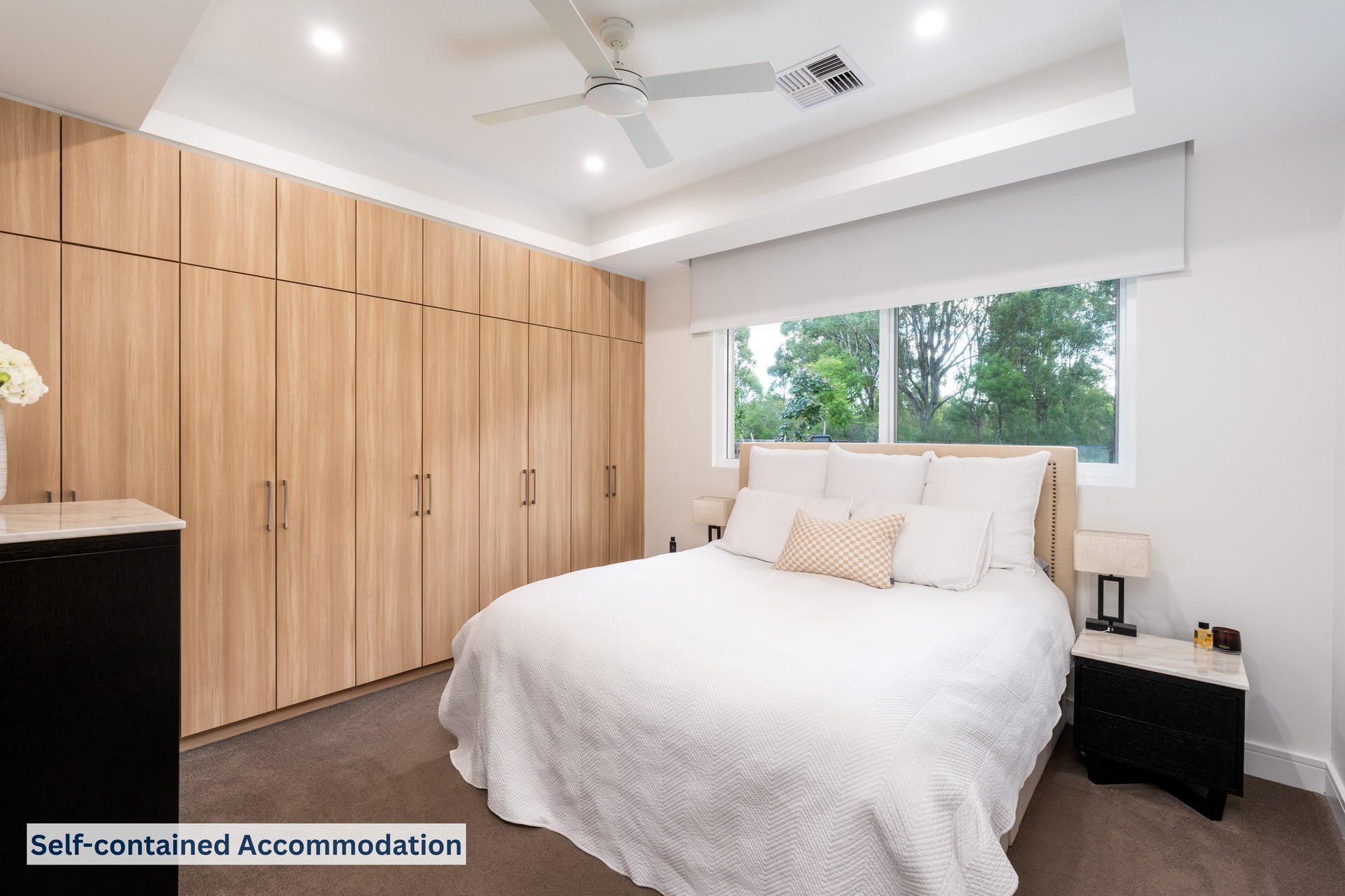 9-bedroom house at 25 Halmstad Boulevard, Luddenham, NSW 2745, Liverpool, New South Wales