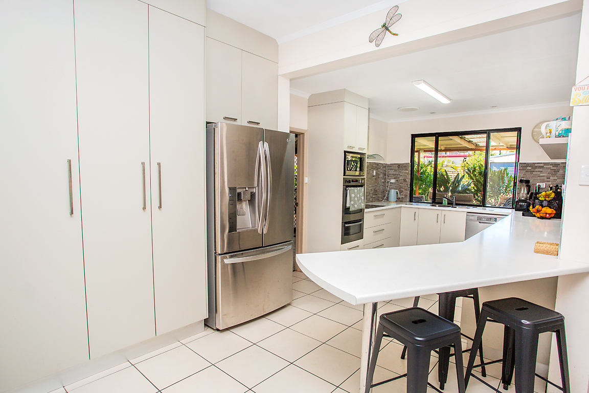 82 East Street, Mount Isa, Qld, 4825 - Image 2