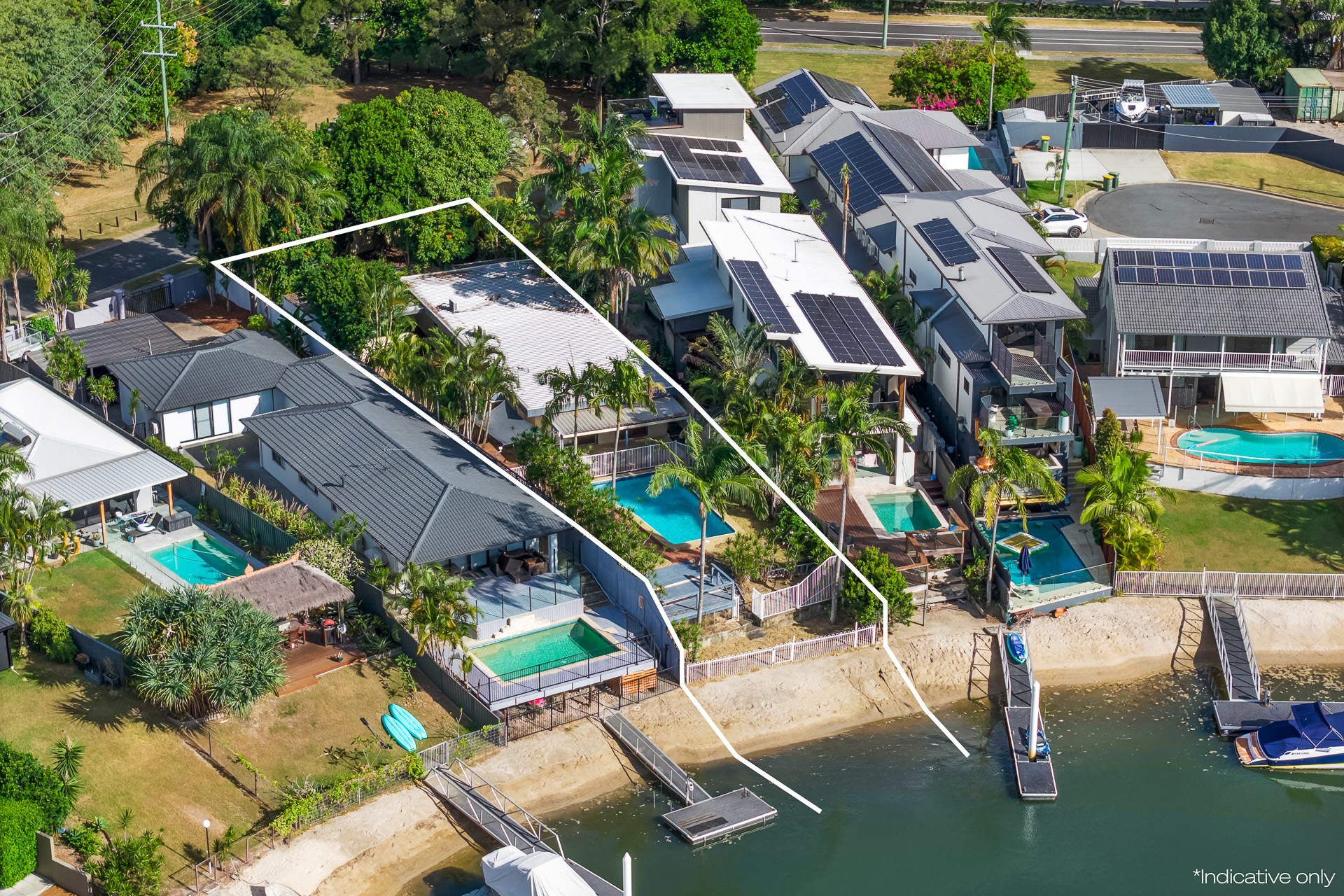 37 Holland Court, Broadbeach Waters, QLD 4218 - Image 1