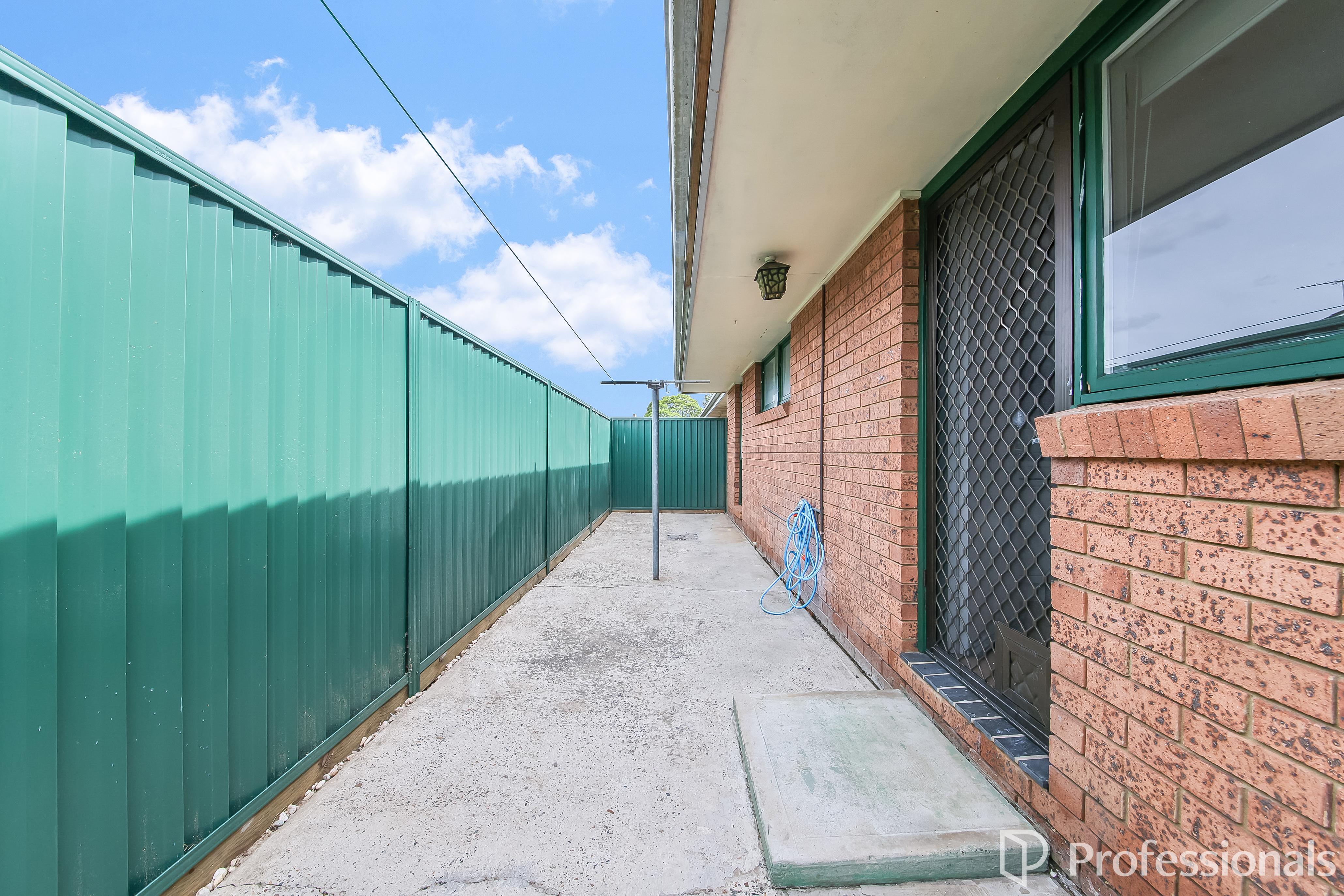 4/62-64 Macquarie Road, Ingleburn, NSW 2565 - Image 5