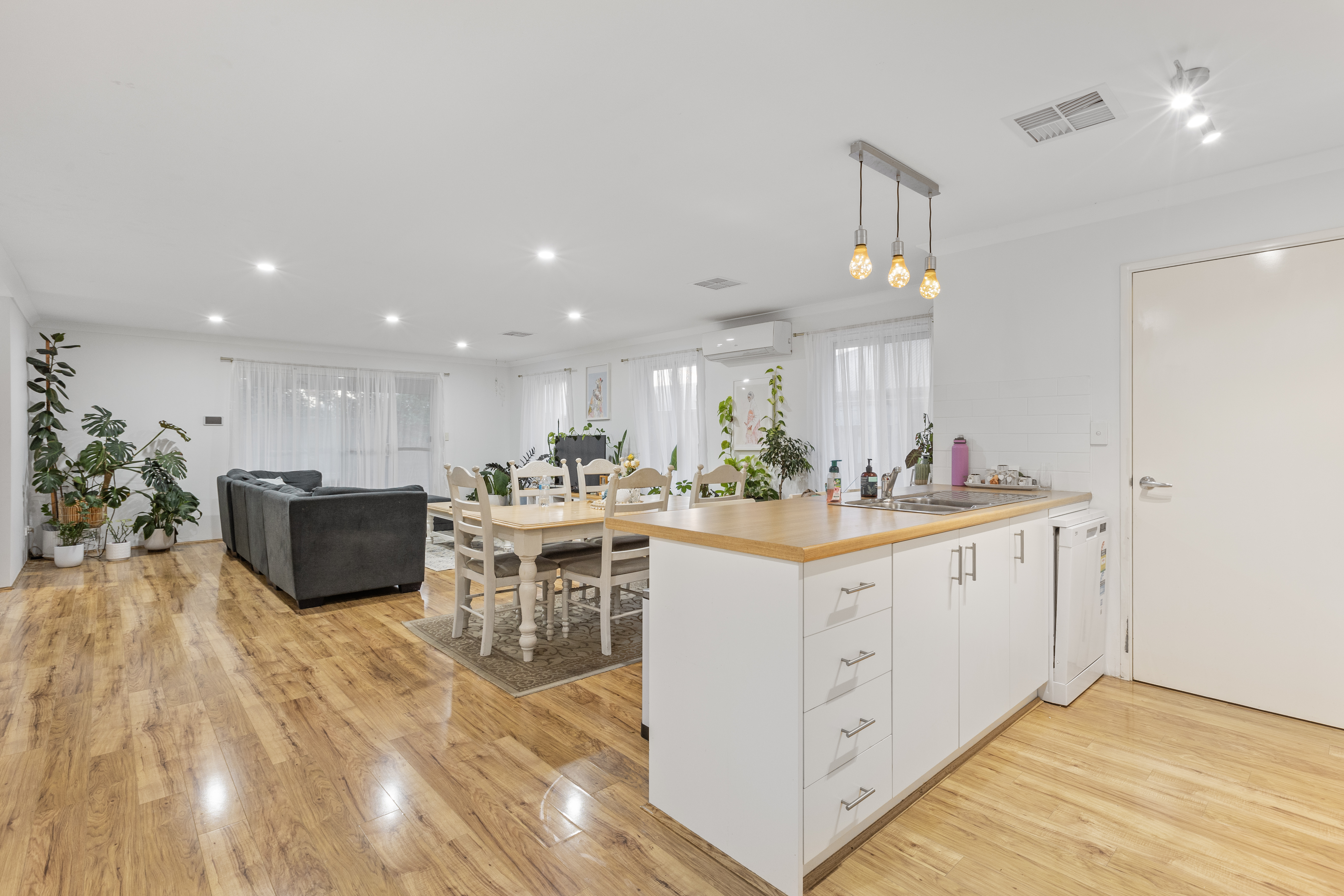 54 MISSINGHAM AVENUE, Alkimos WA 6038 - Image 7