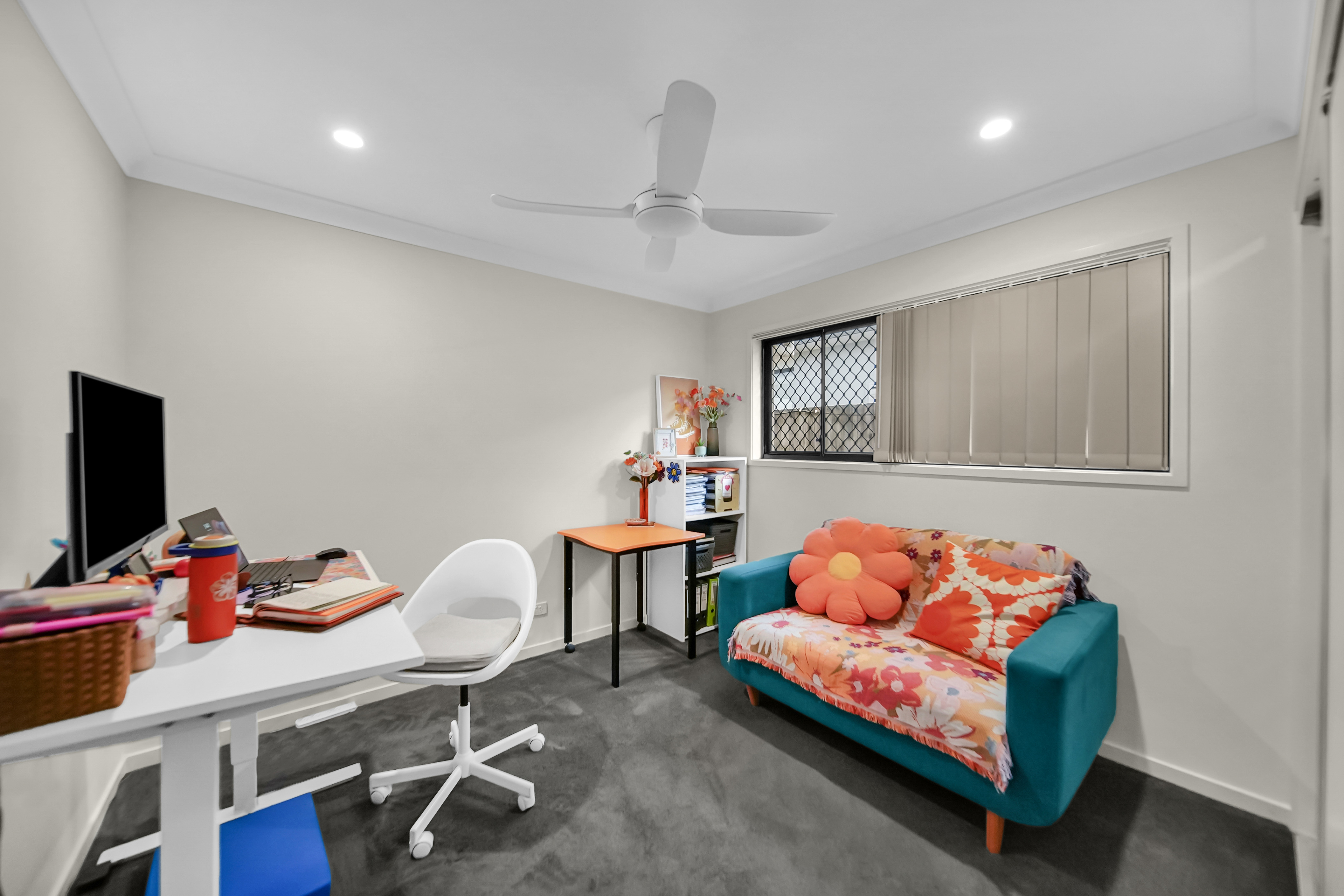 54 RHONE DRIVE, Holmview QLD 4207 - Image 10