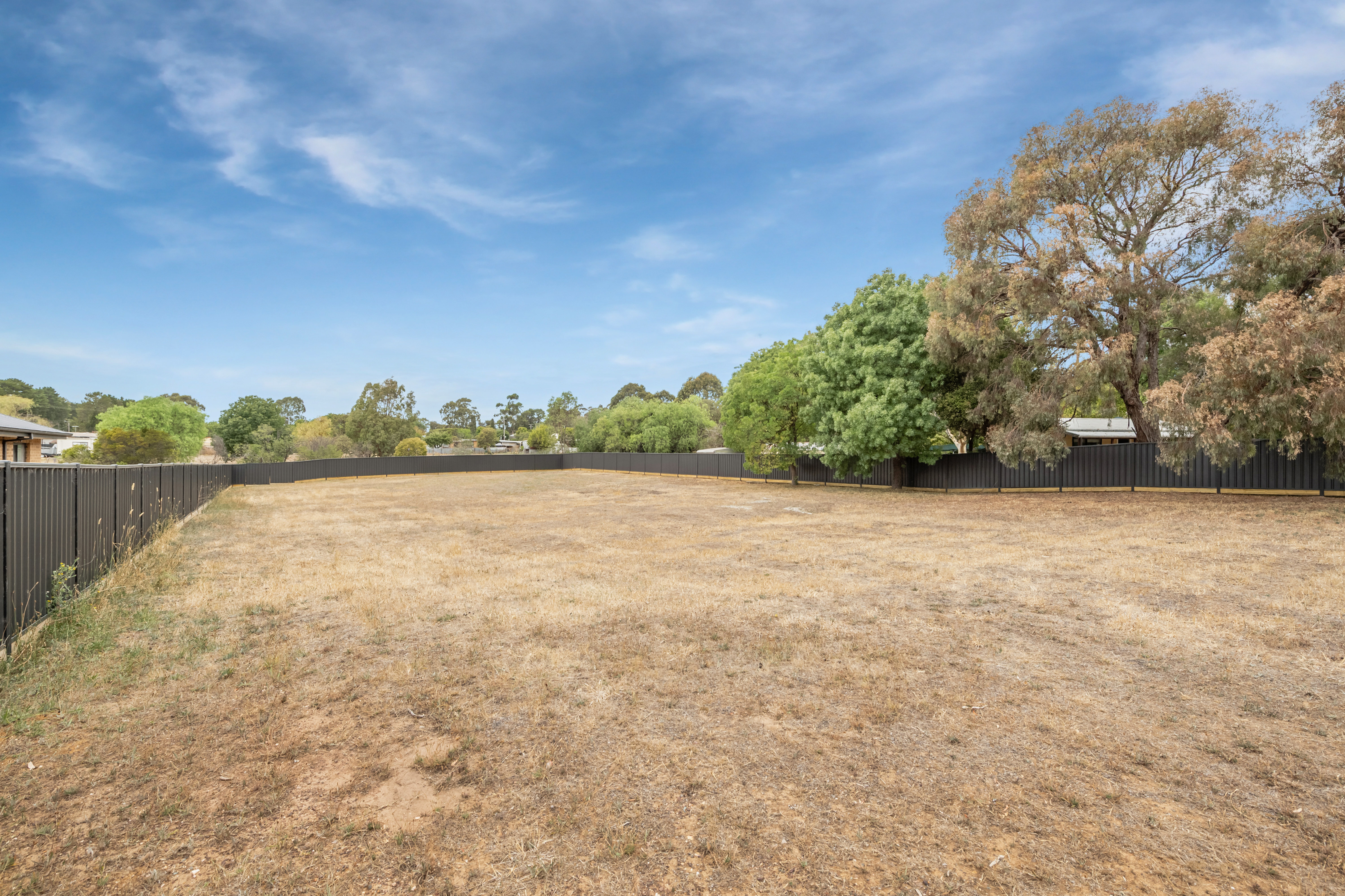 12 Matthews Road, Heathcote, Vic, 3523 - Image 3