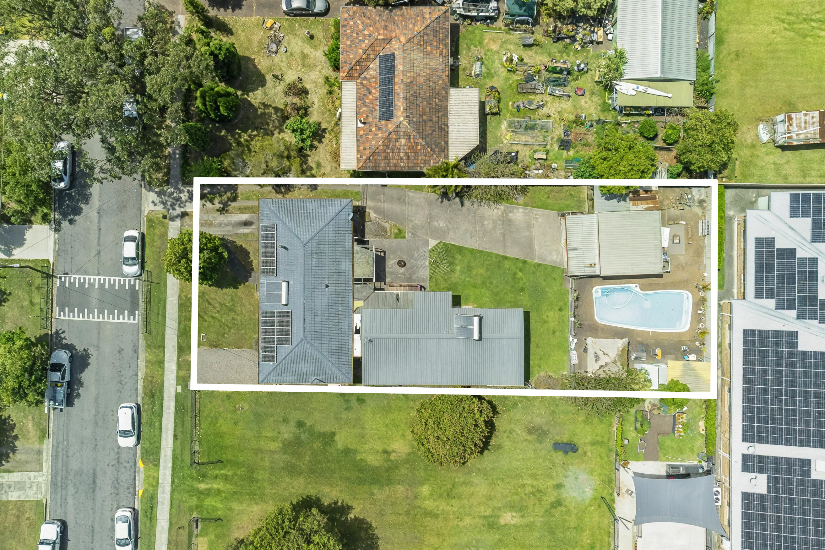 5-bedroom house at 10 Cumberland Street, Teralba, NSW 2284, , New South Wales