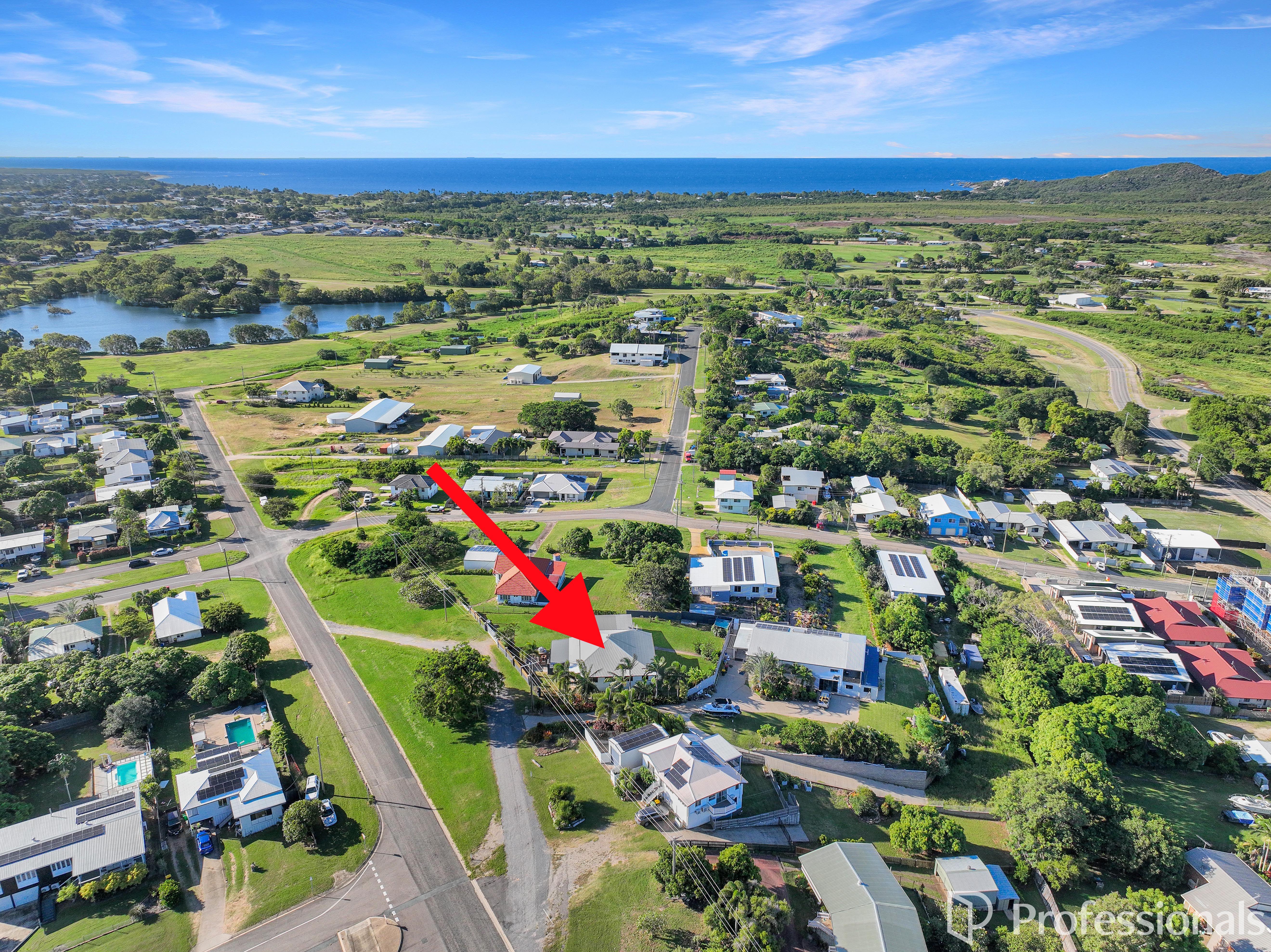 18 Hay Street, Bowen, QLD 4805 - Image 2