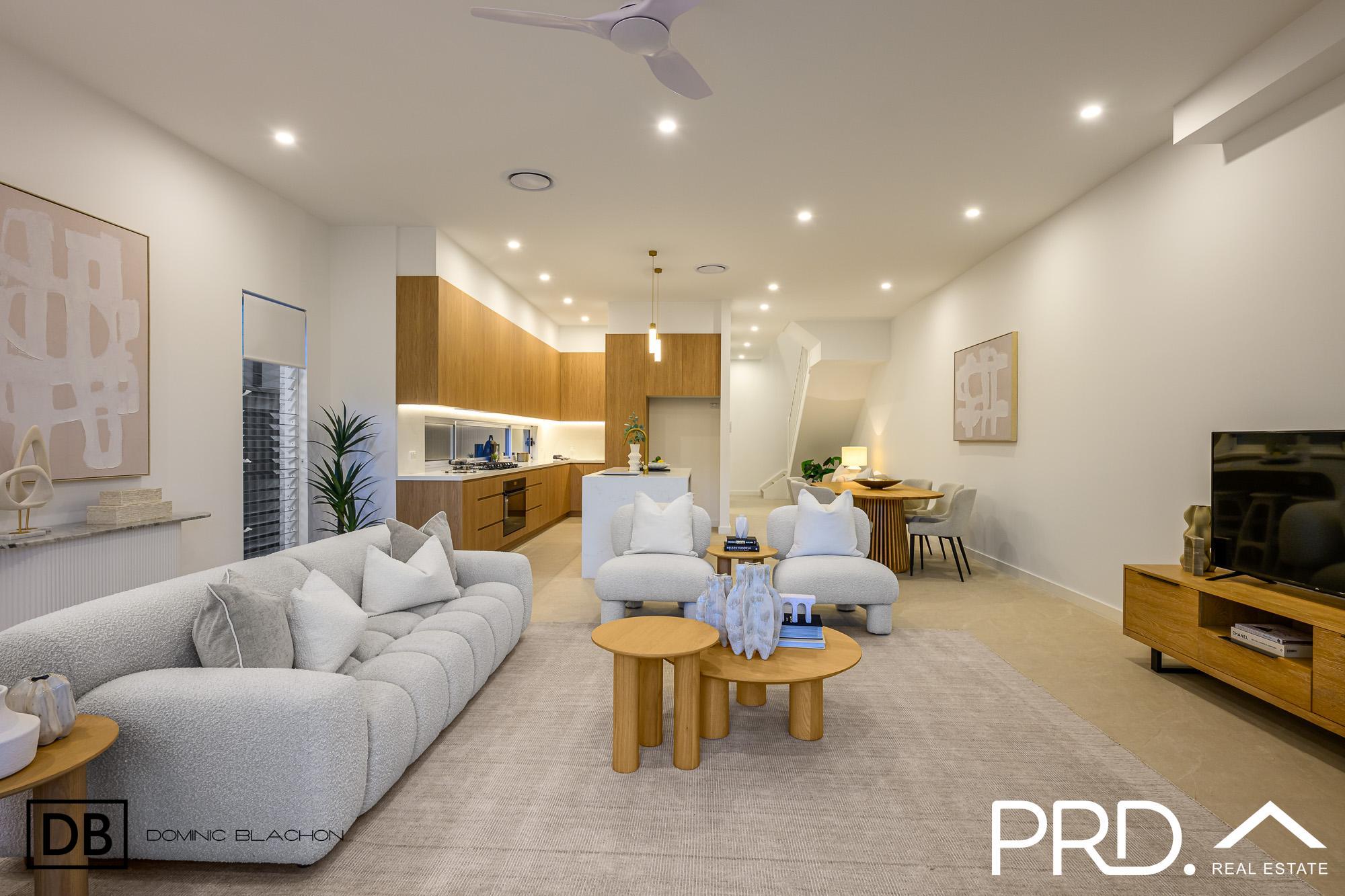 10 Eileen Street, Picnic Point, NSW 2213 - Image 7