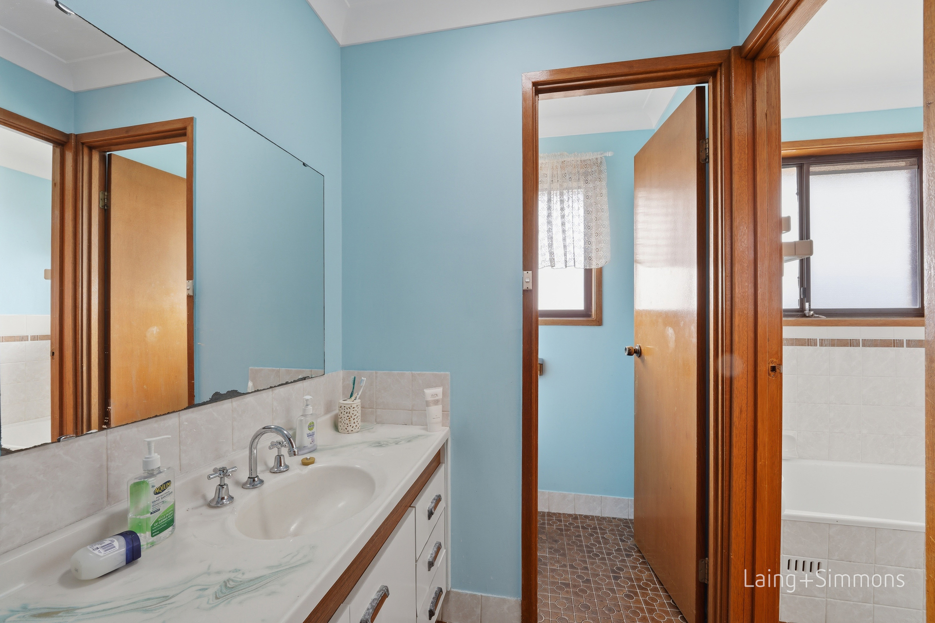 4-bedroom house at 6W Hill Street, Walcha, Nsw, 2354, Walcha, New South Wales