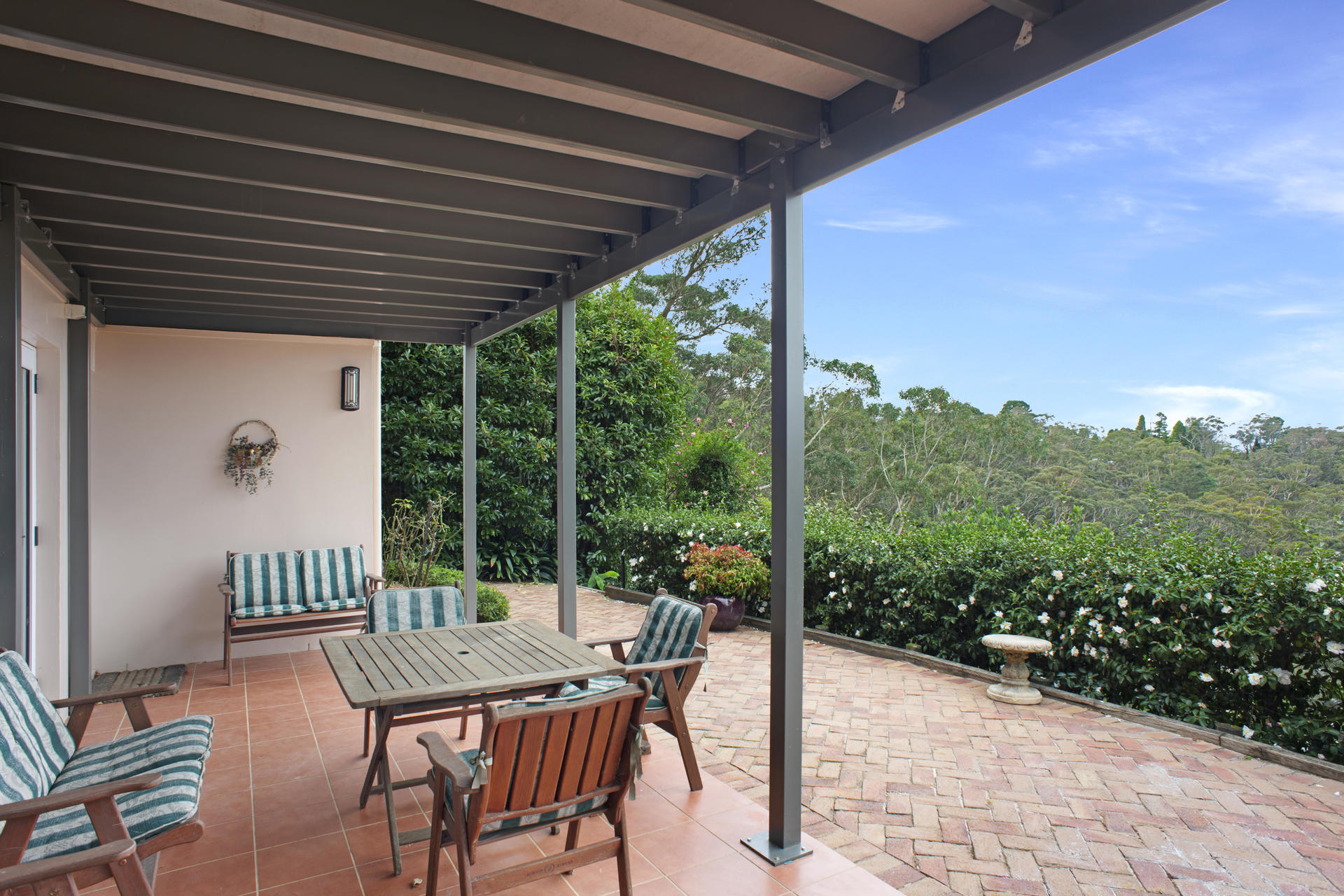 4-bedroom house at 33 HENDERSON ROAD, Wentworth Falls NSW 2782, Blue Mountains, New South Wales
