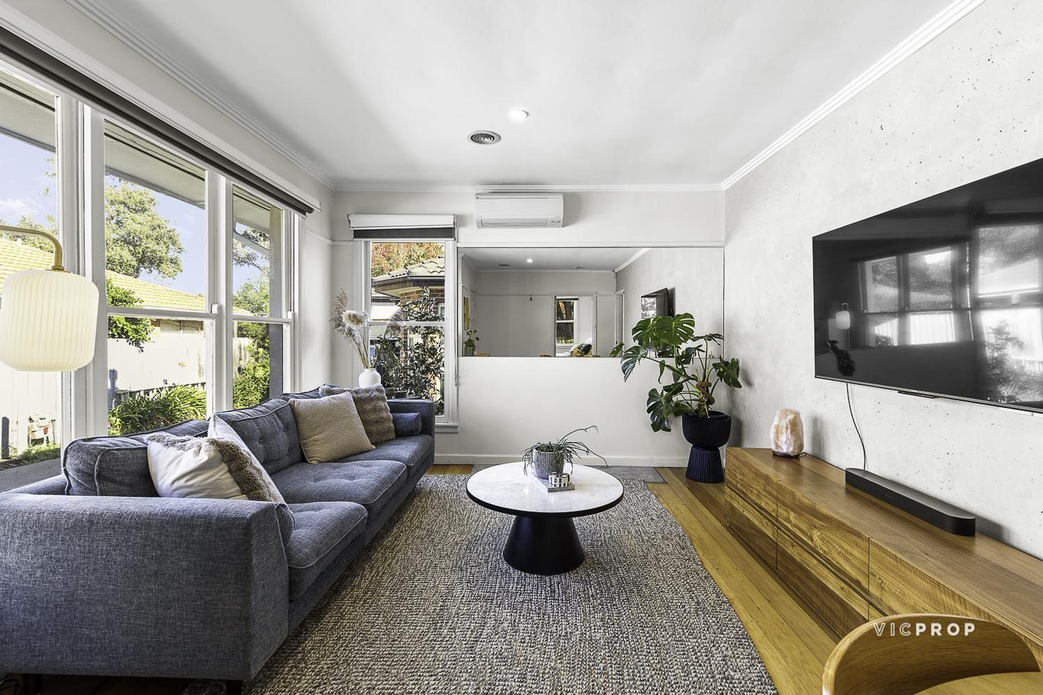 UNIT 1 11 SETANI CRESCENT, Heidelberg West VIC 3081 - Image 1