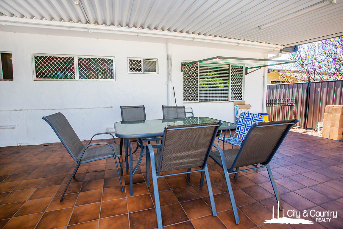 13 JANE STREET, Mornington QLD 4825 - Image 7