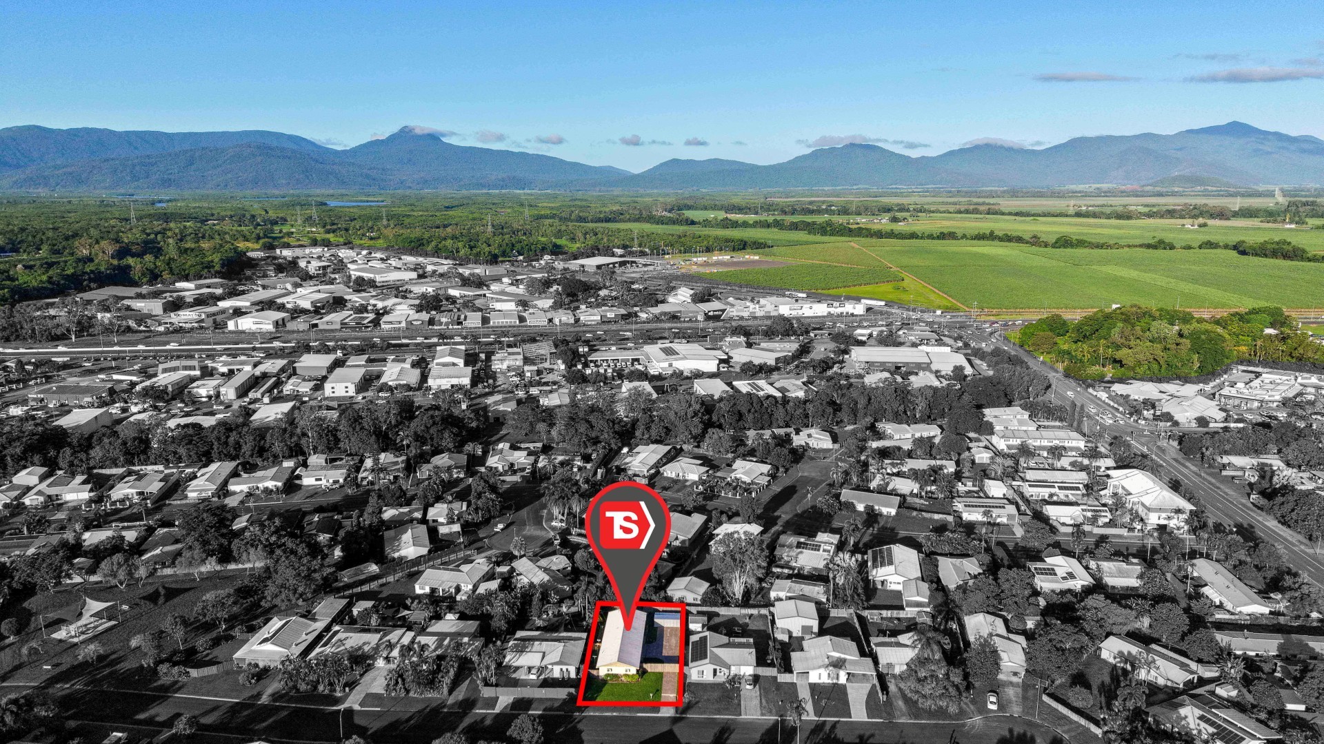 4-bedroom unit at 30 LEEUWIN CRESCENT, Bentley Park QLD 4869, Cairns, Queensland