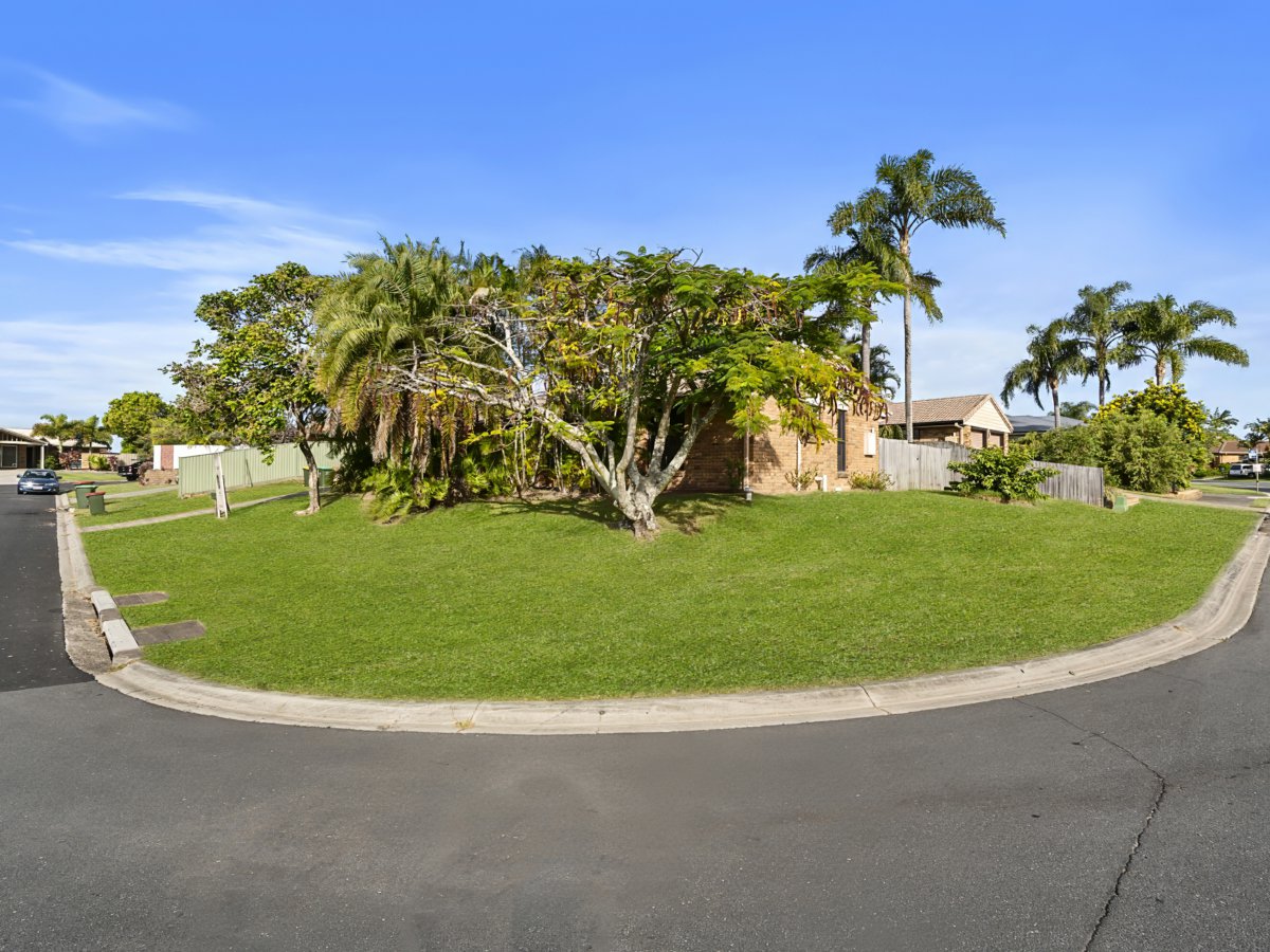 4-bedroom house at 2 DAY PLACE, Sandstone Point QLD 4511, Moreton Bay, Queensland