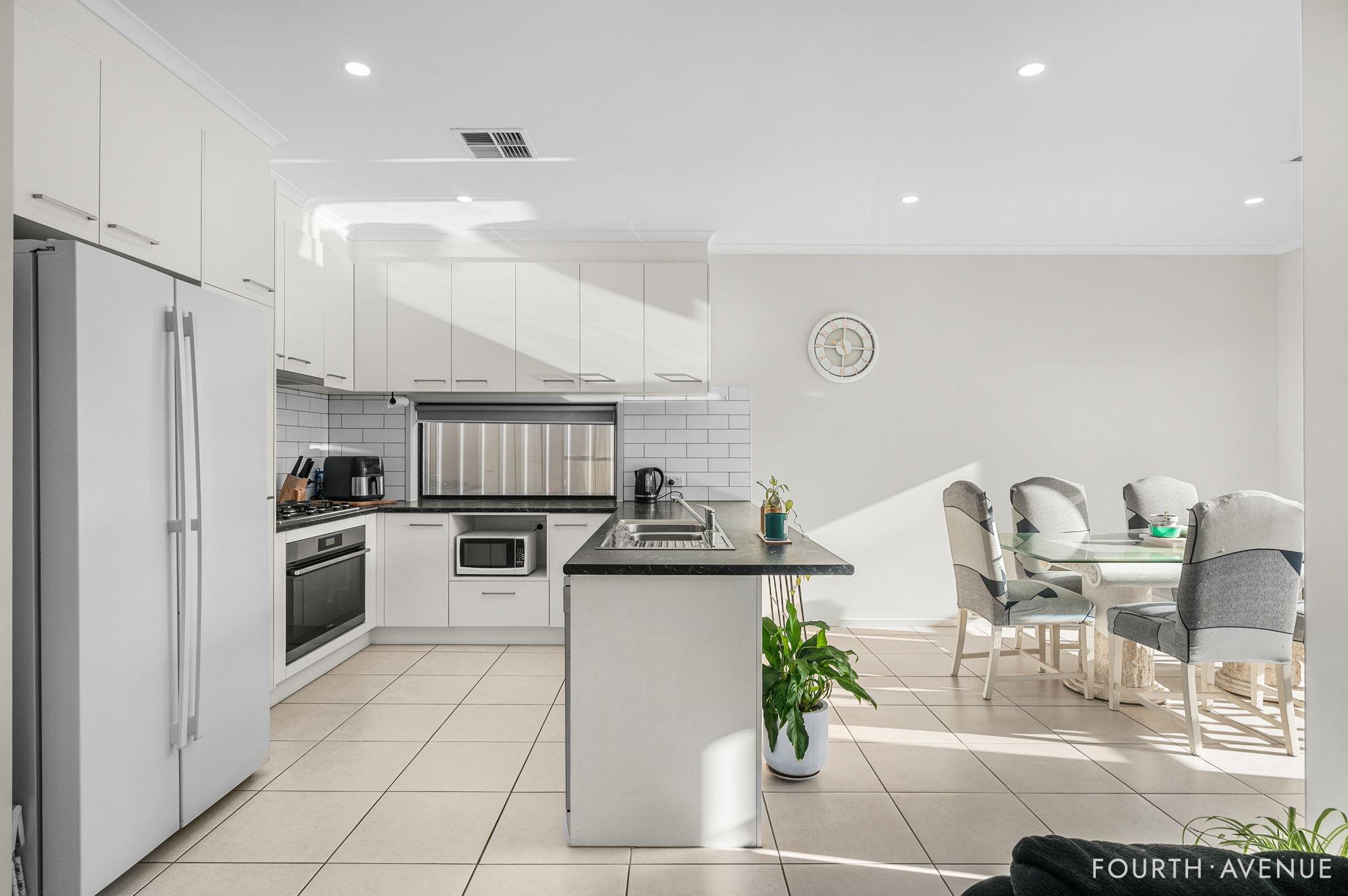 20 BONHAM CRESCENT, Munno Para West SA 5115 - Image 5