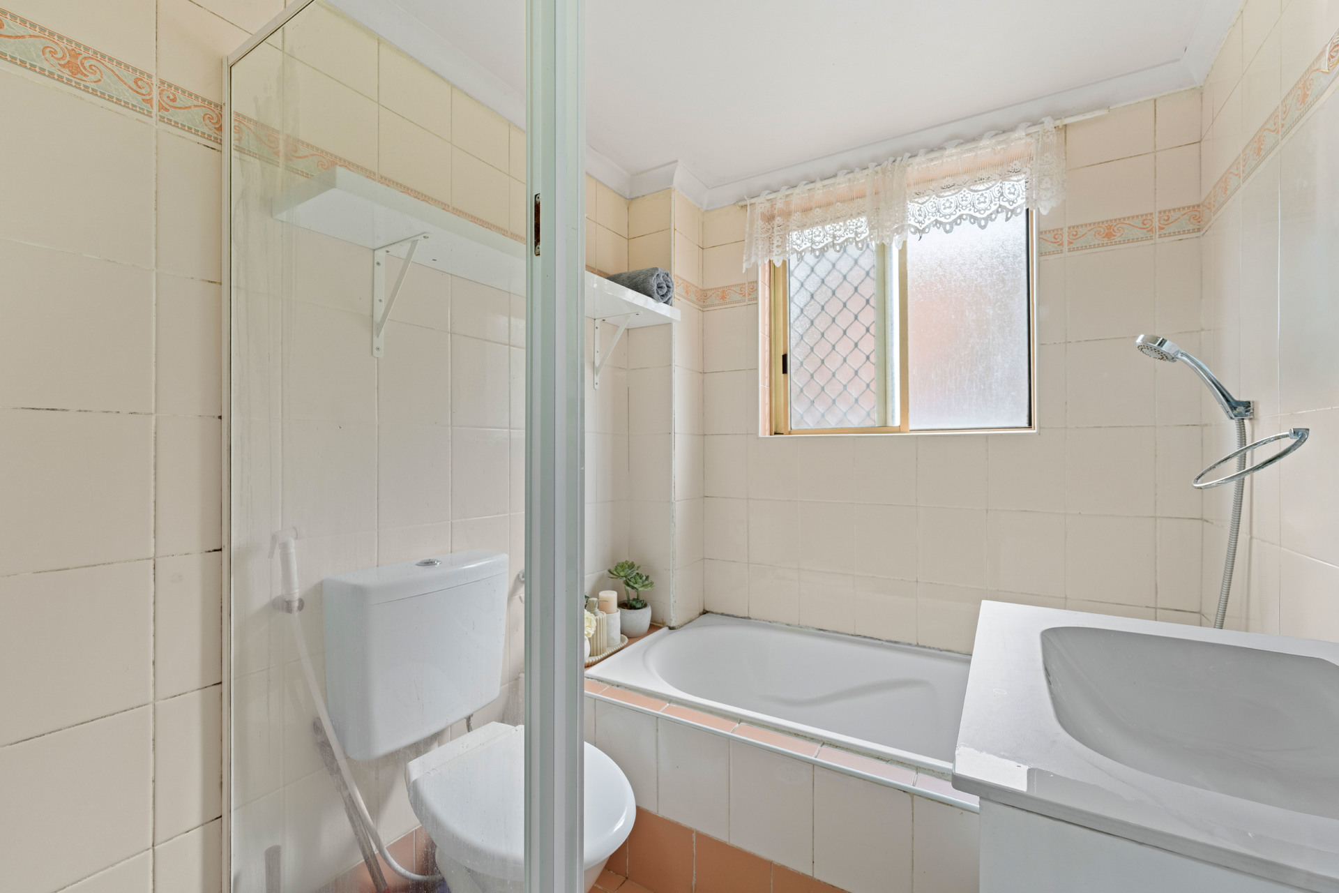 10 1 RICKARD ROAD, BANKSTOWN NSW 2200 - Image 6