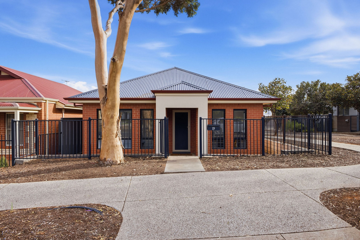 19 WOODHAVEN WALK, Blakeview SA 5114 - Image 1