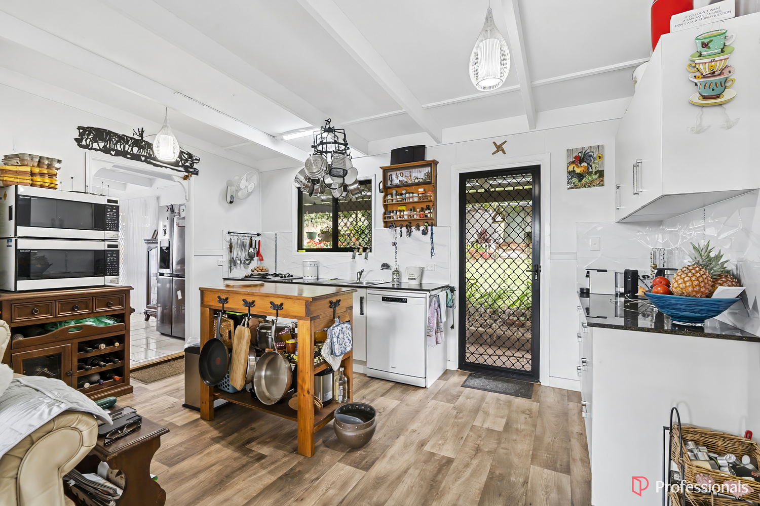 6-bedroom house at 957 TANBY ROAD, Tanby QLD 4703, Livingstone, Queensland