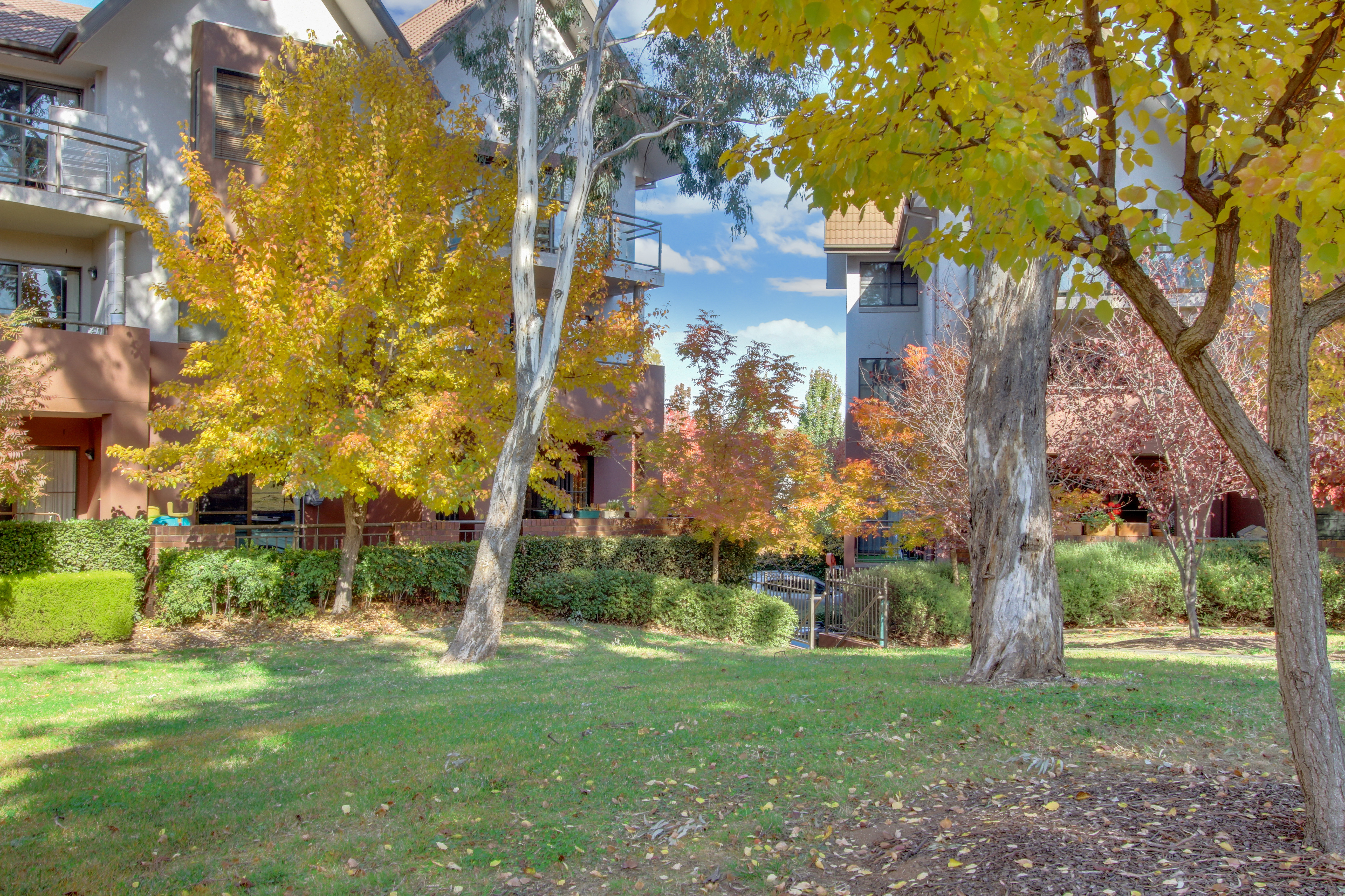 3-bedroom unit at UNIT 10 GLENDALE 2 ELDRIDGE CRESCENT, Garran ACT 2605, Unincorporated Act, Australian Capital Territory