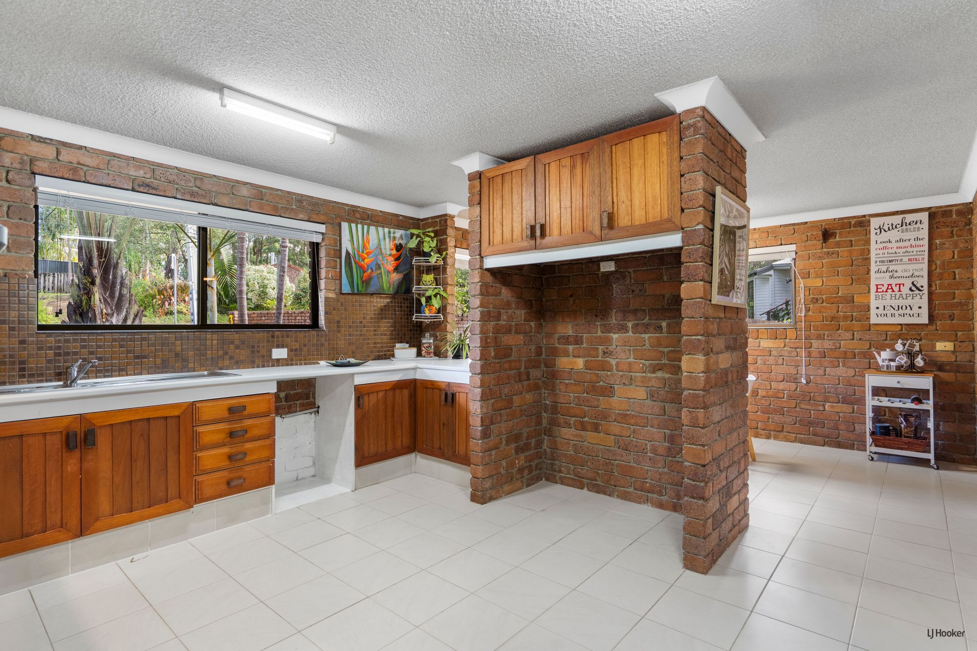 3 HORSMAN ROAD, Elanora QLD 4221 - Image 6