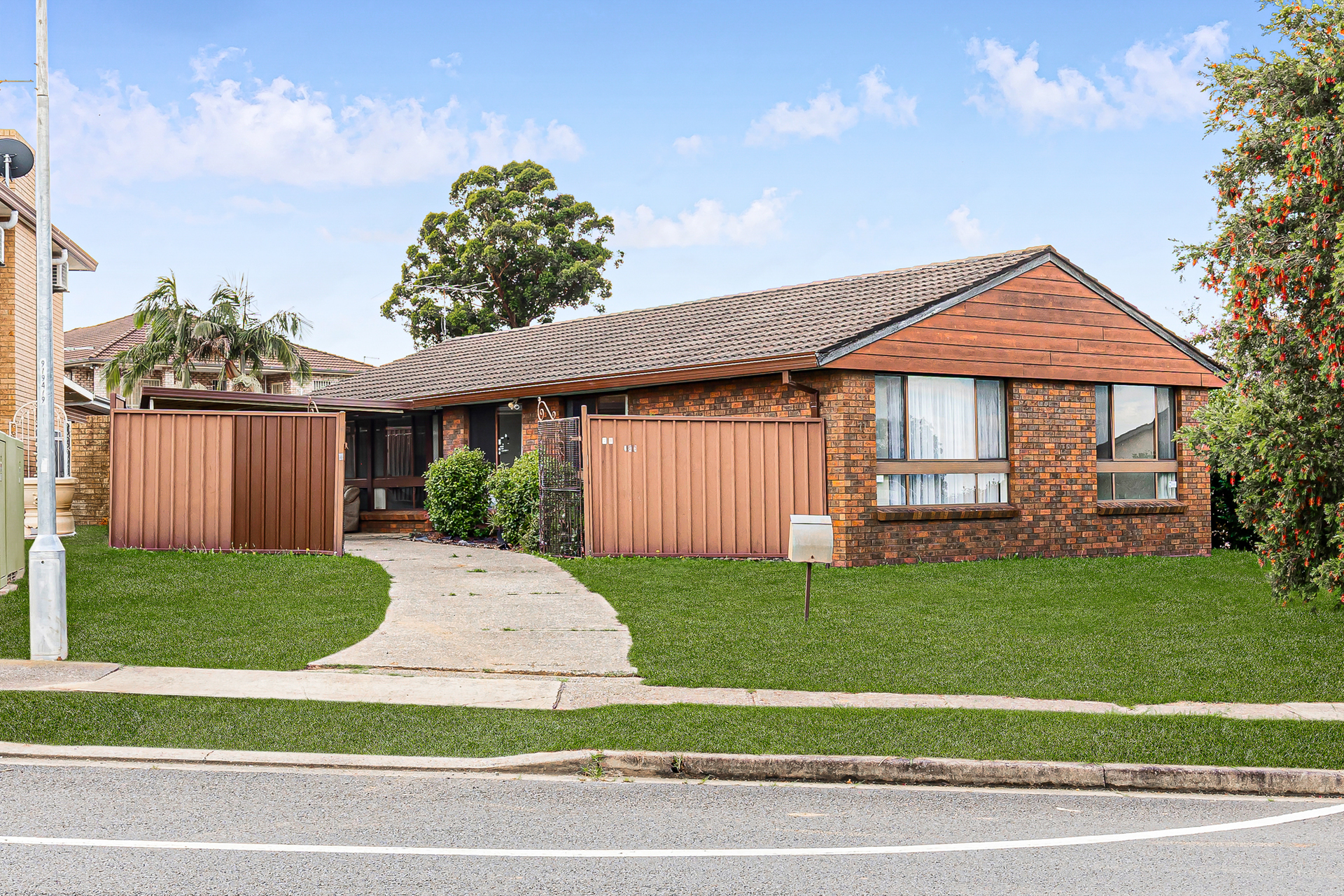 71 KALANG ROAD, Edensor Park NSW 2176 - Image 1