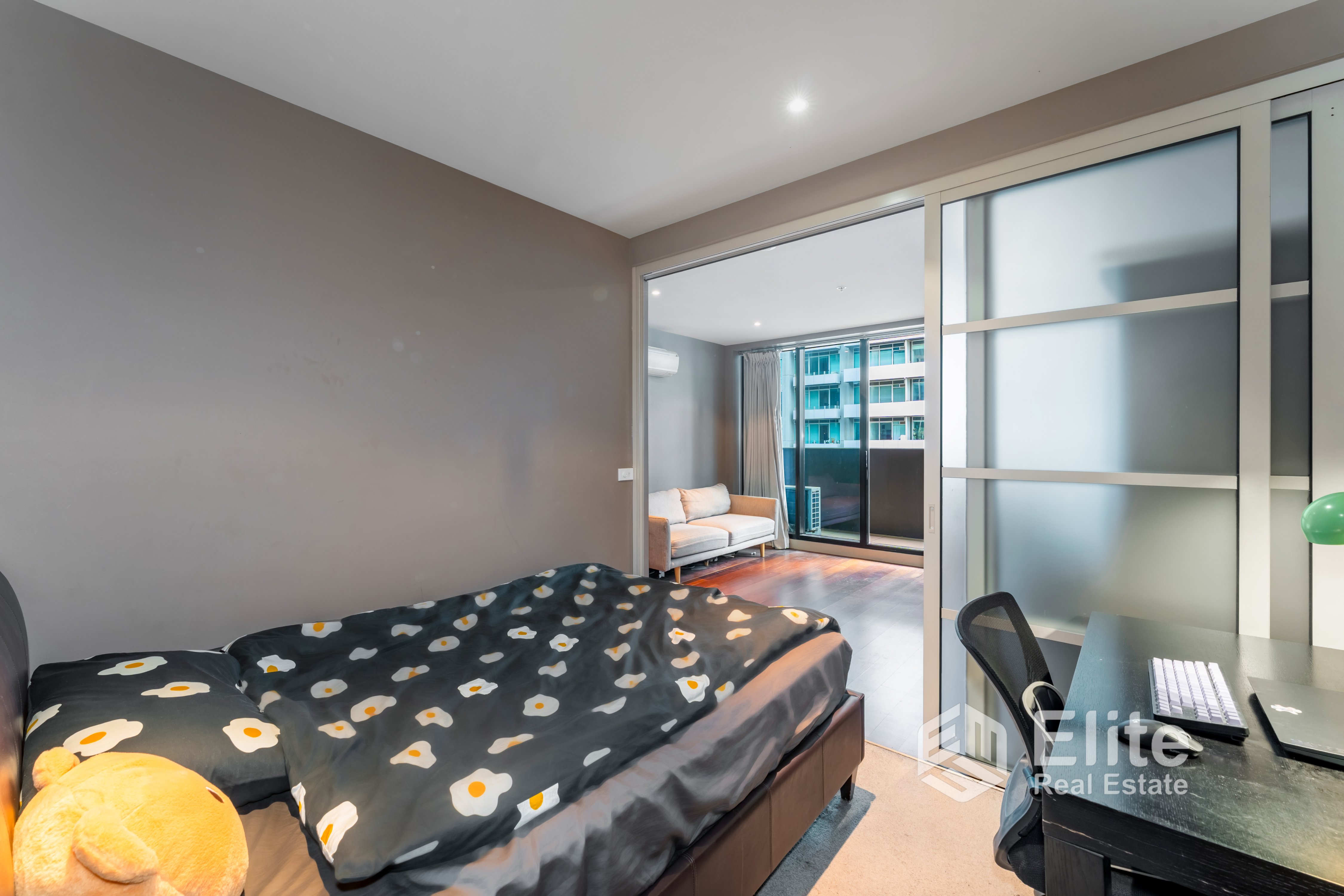917/228 Abeckett Street, Melbourne, Vic, 3000 - Image 4