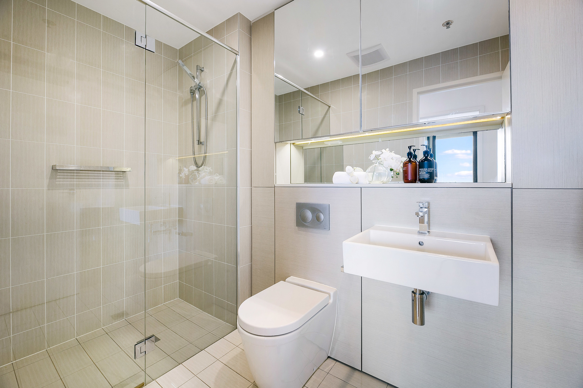 UNIT 805 2 DEFRIES AVENUE, Zetland NSW 2017 - Image 6