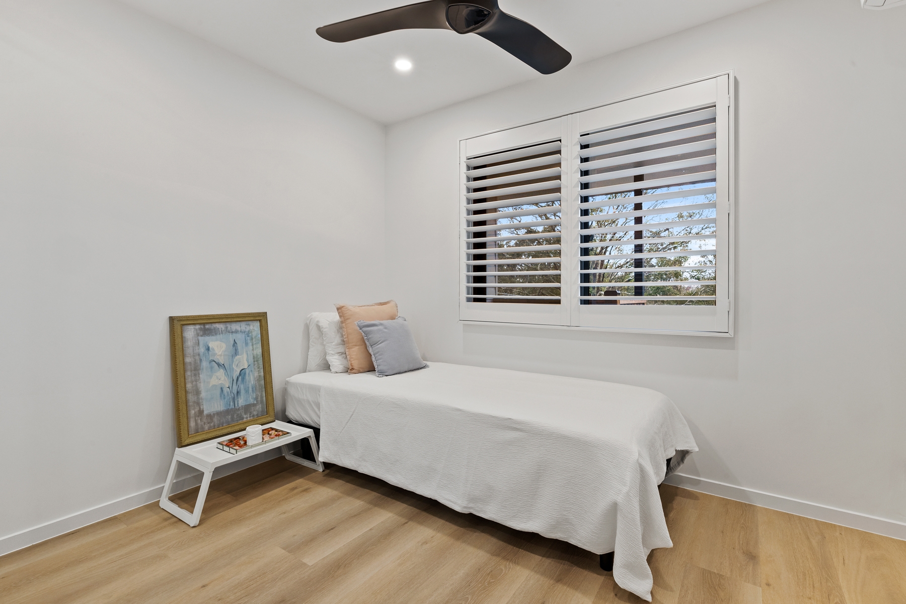 406 Cliveden Avenue, Corinda, QLD 4075 - Image 8