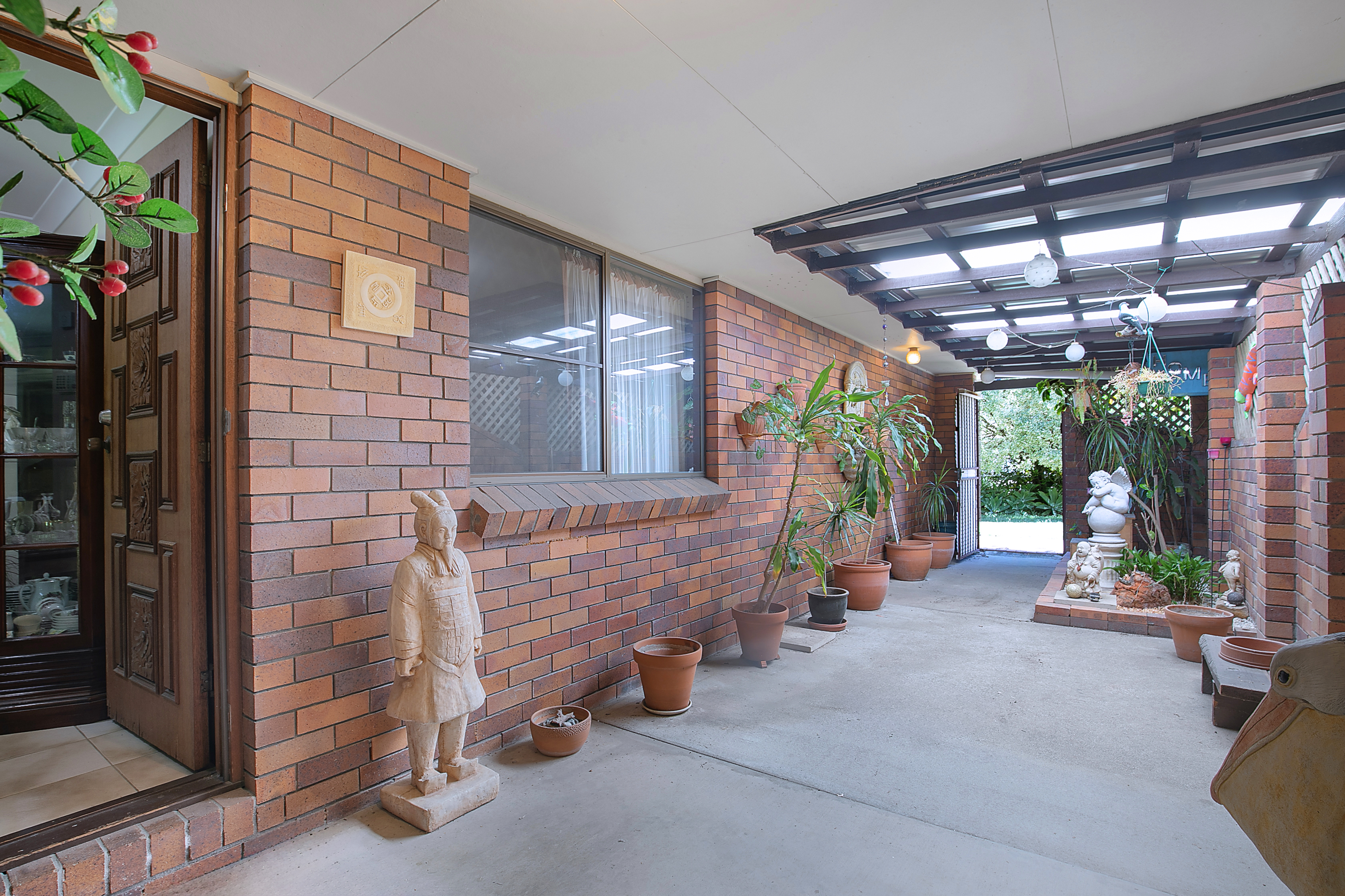 9 Newhaven Street, Alexandra Hills, QLD 4161 - Image 2