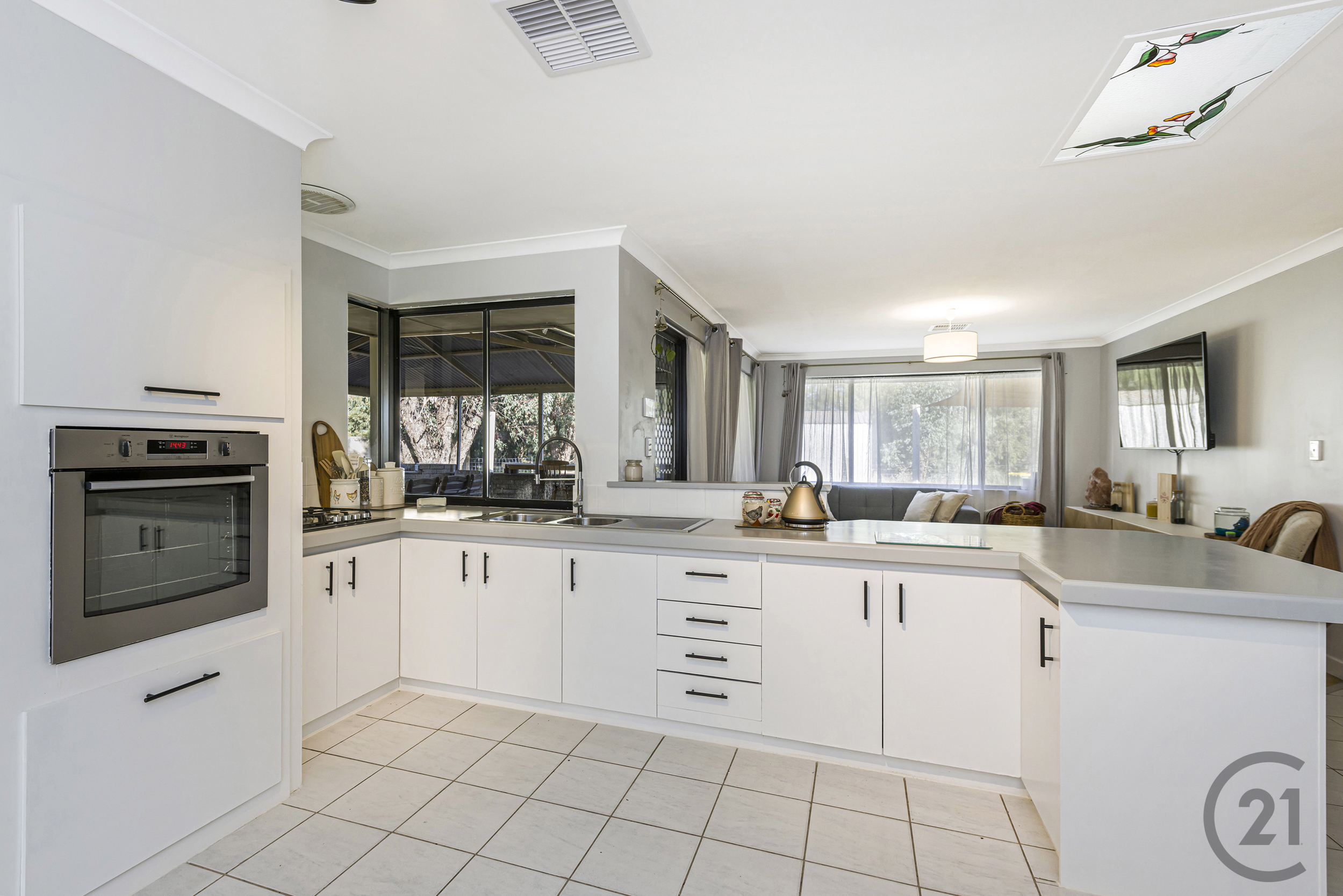 33 THOMAS STREET, Pinjarra WA 6208 - Image 6