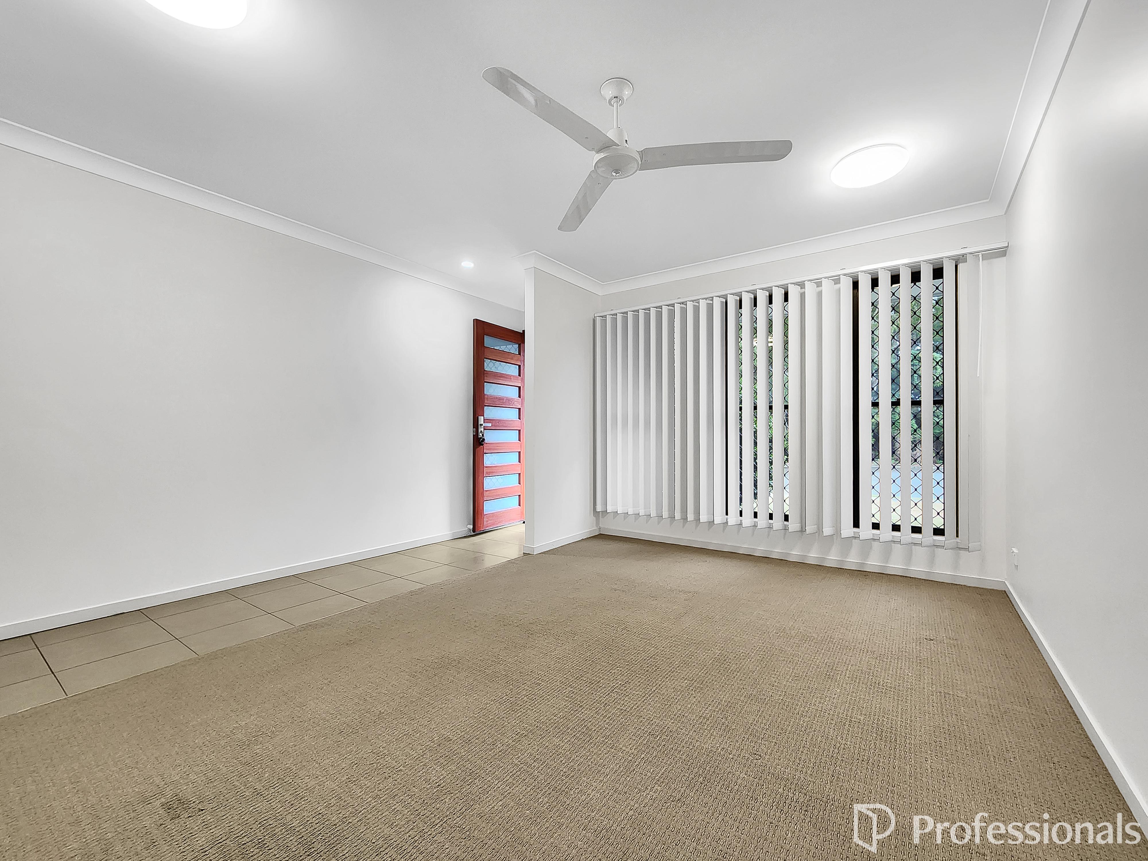 15 WATTLE CRESCENT, Bowen QLD 4805 - Image 4