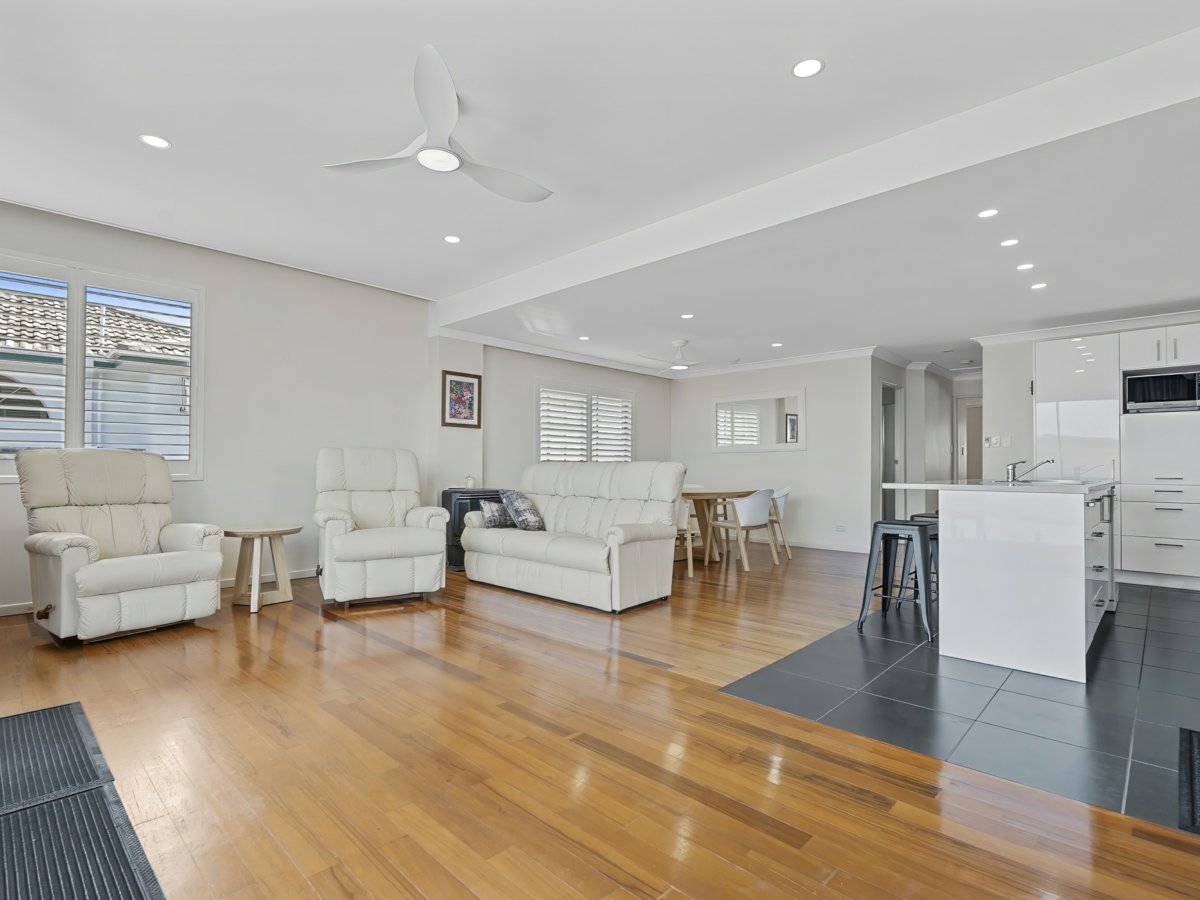4-bedroom house at 4 Dylan Court, Sandstone Point, QLD 4511, Moreton Bay, Queensland