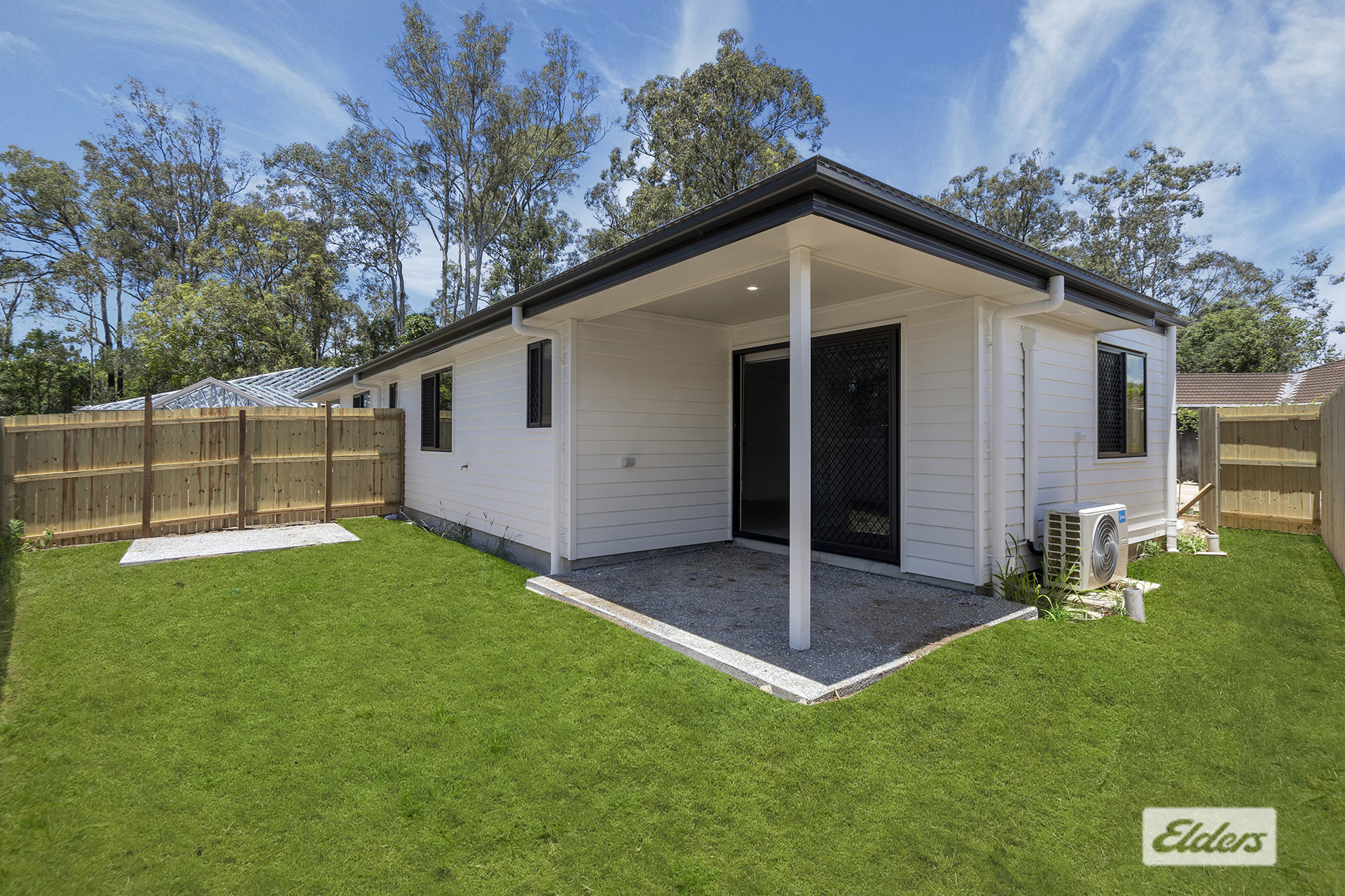 5-bedroom unit at 33 Concorde Drive, Loganholme, QLD 4129, Logan, Queensland