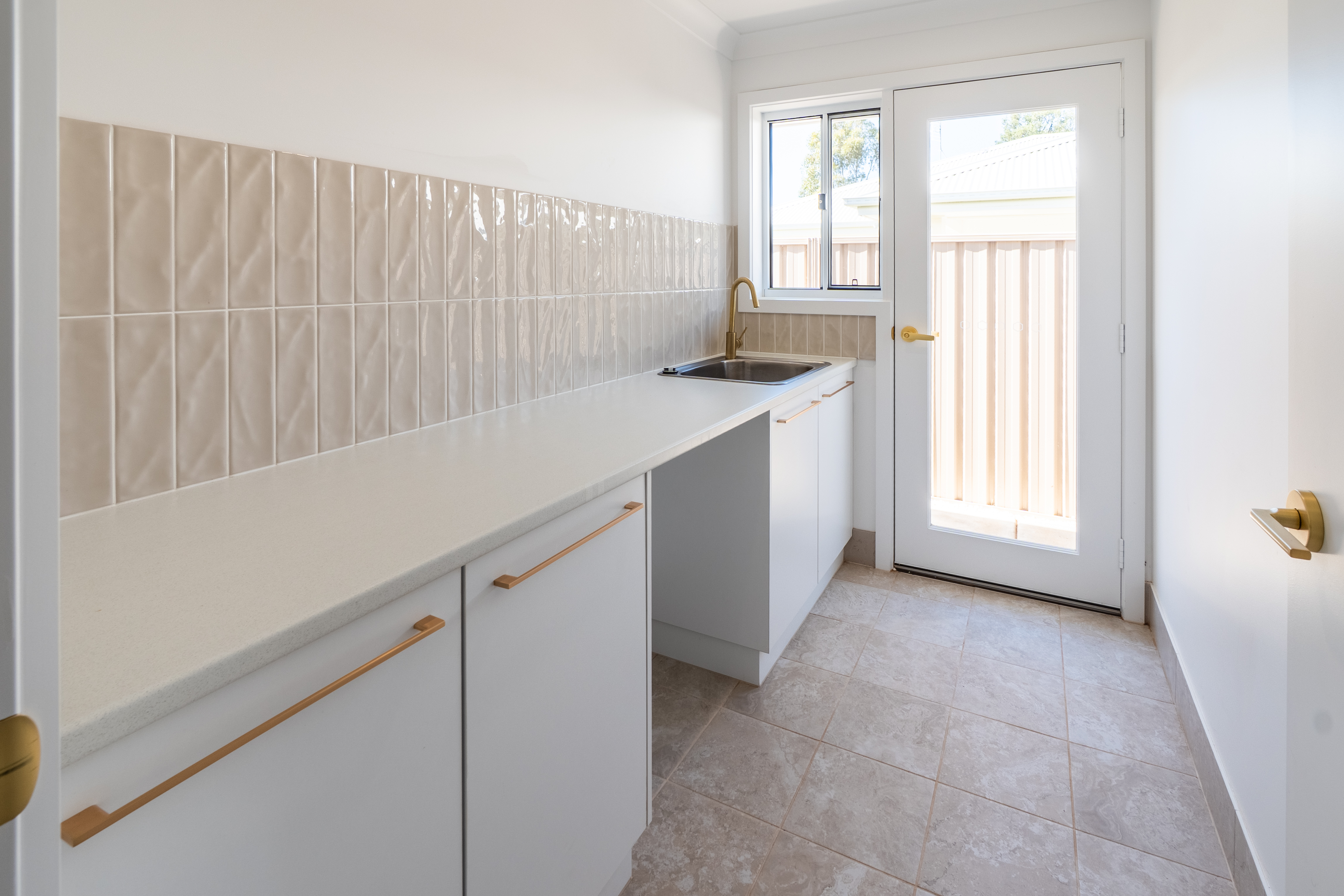 3-bedroom house at Unit A/21 Kingdon Drive, Coolamon, Nsw, 2701, Coolamon, New South Wales