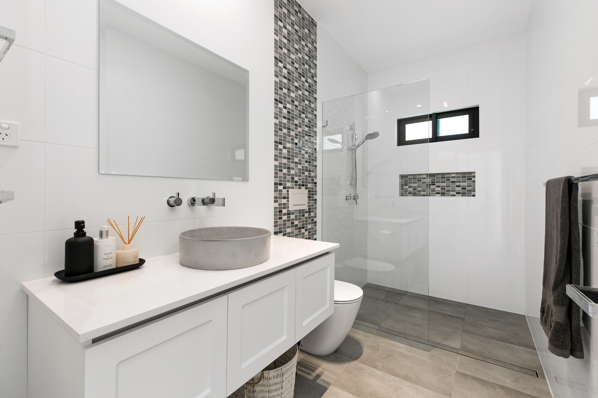 22 Grandview Parade, Caringbah South, NSW 2229 - Image 7