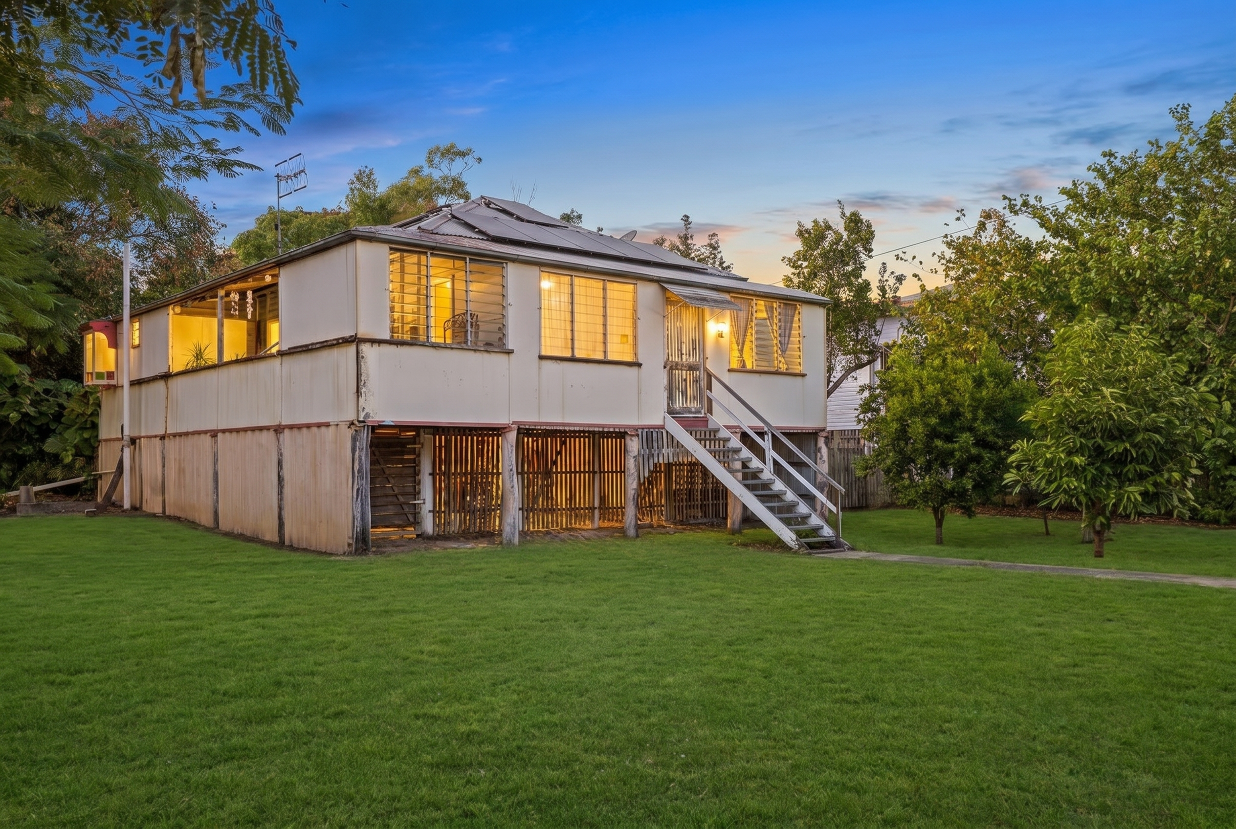 55 JAMES STREET, Mount Morgan QLD 4714 - Image 1