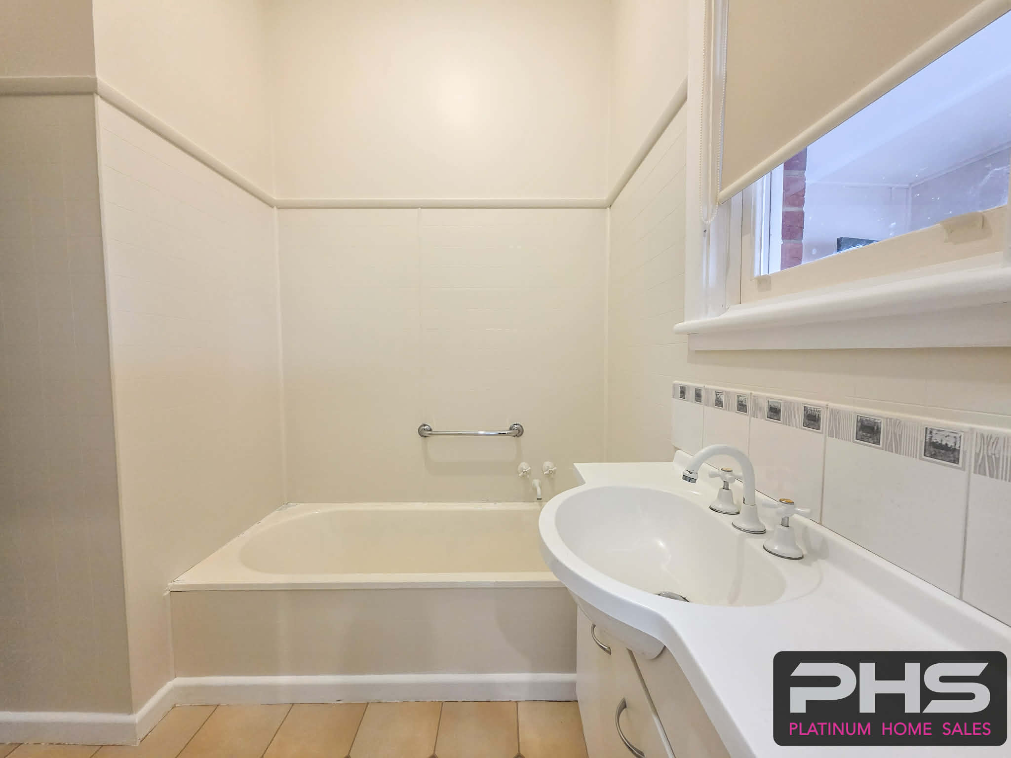 3-bedroom house at 9 MUIR AVENUE, Kerang VIC 3579, Gannawarra, Victoria