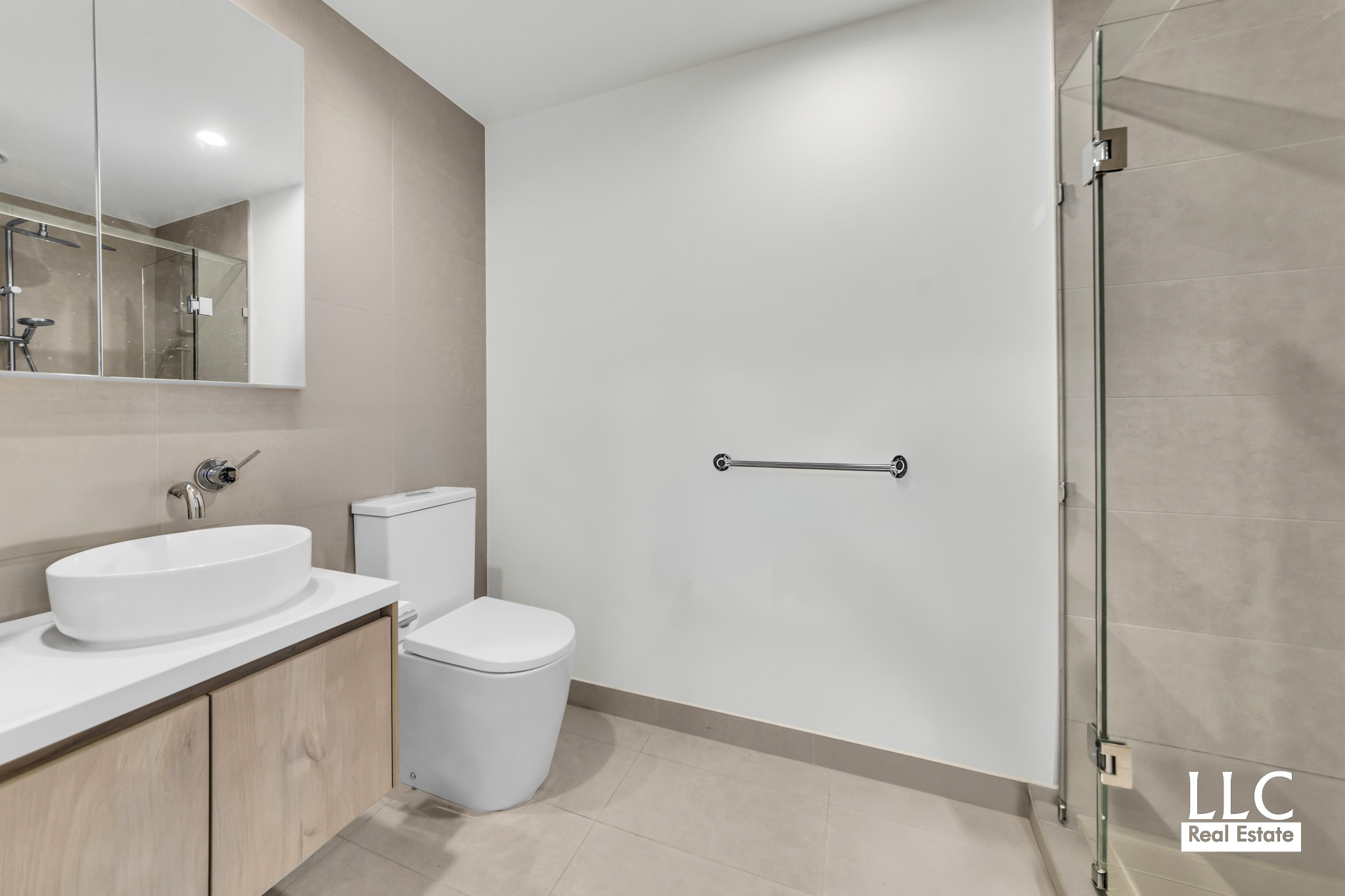 211/162 Whitehorse Road, Blackburn, Vic, 3130 - Image 10