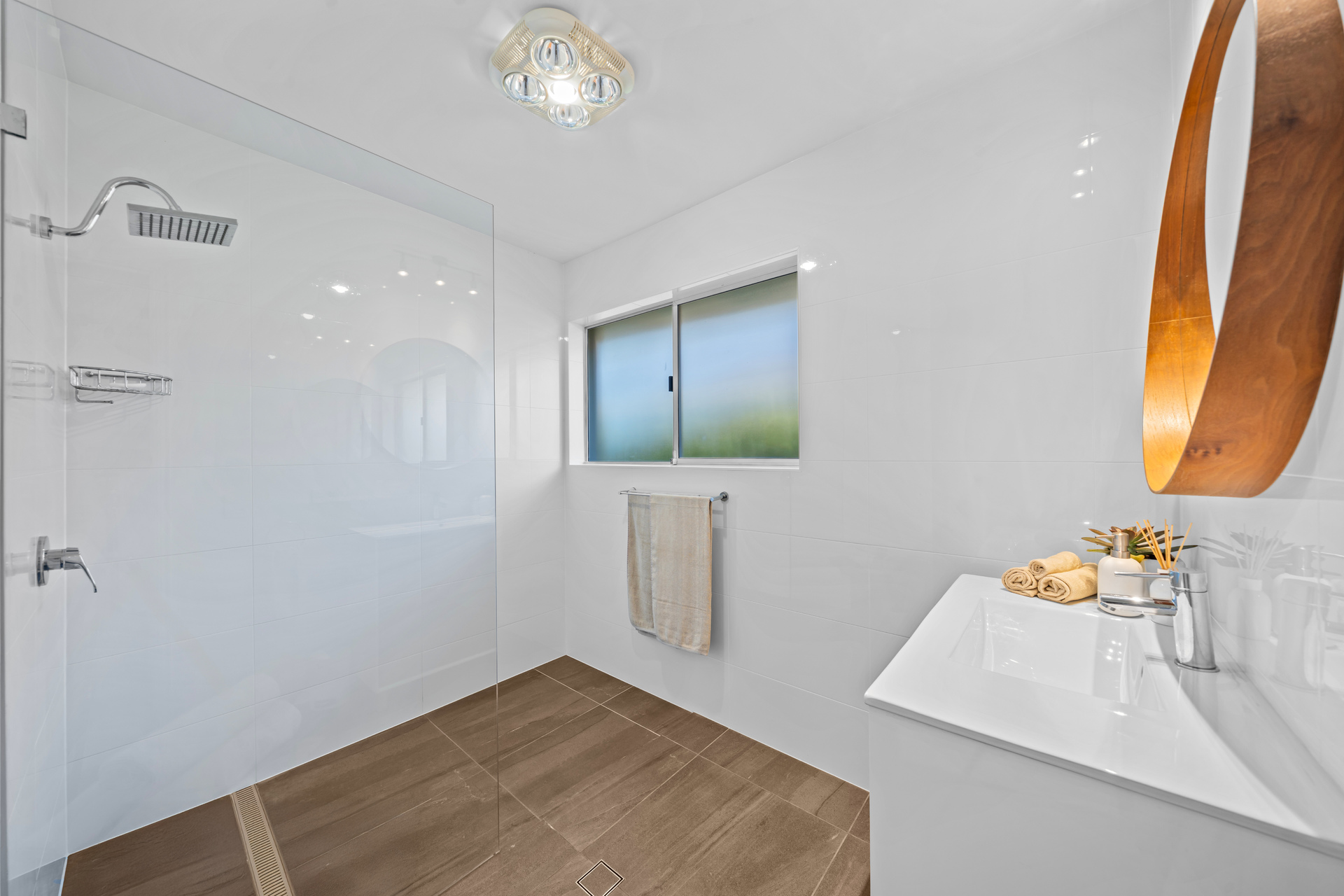 4-bedroom house at 5 Pintail Crescent, Burleigh Waters, QLD 4220, Gold Coast, Queensland