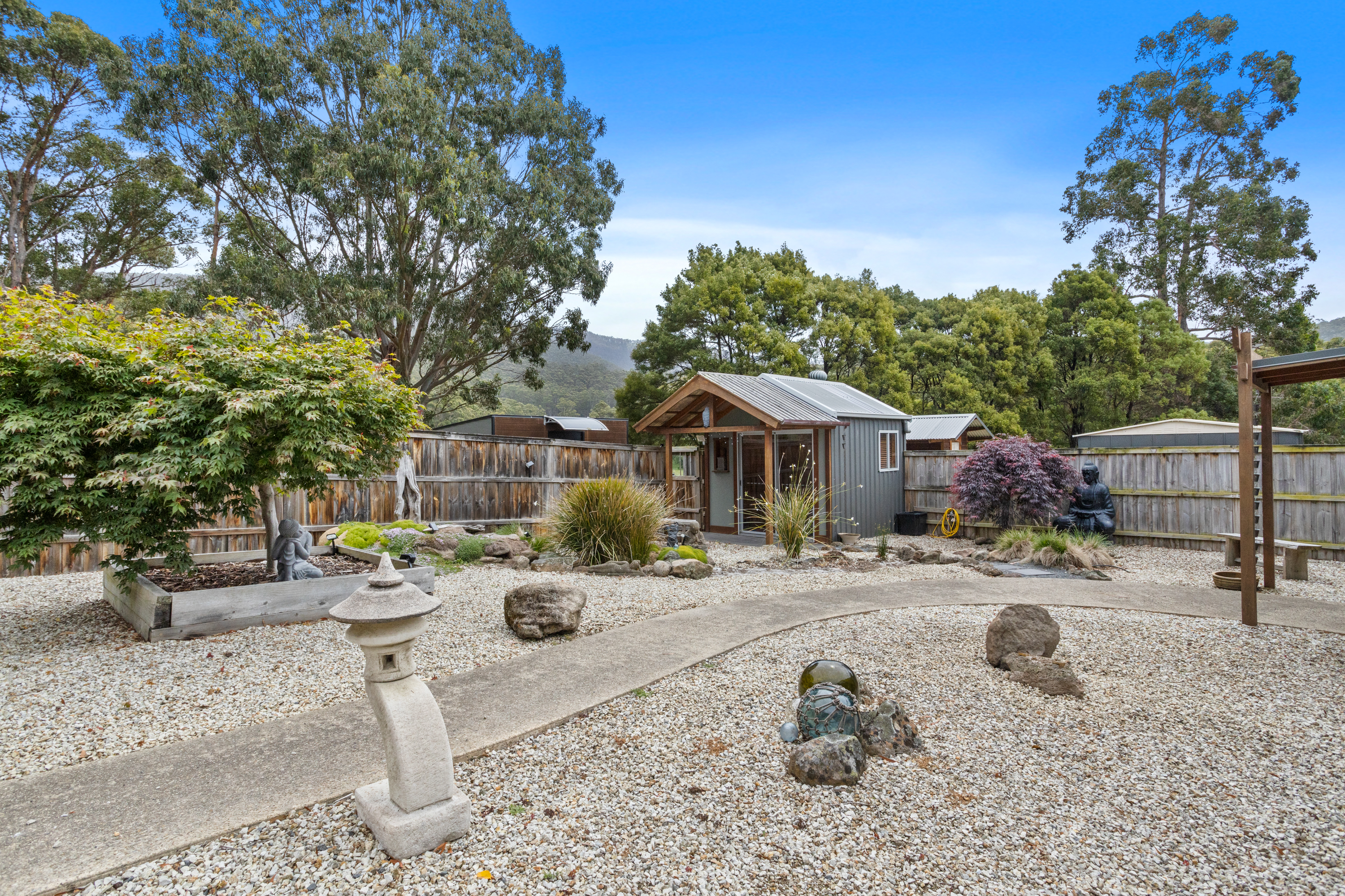 5-bedroom house at HONEYWOOD COTTAGE 72 PULLENS ROAD, WOODBRIDGE TAS 7162, Kingborough, Tasmania