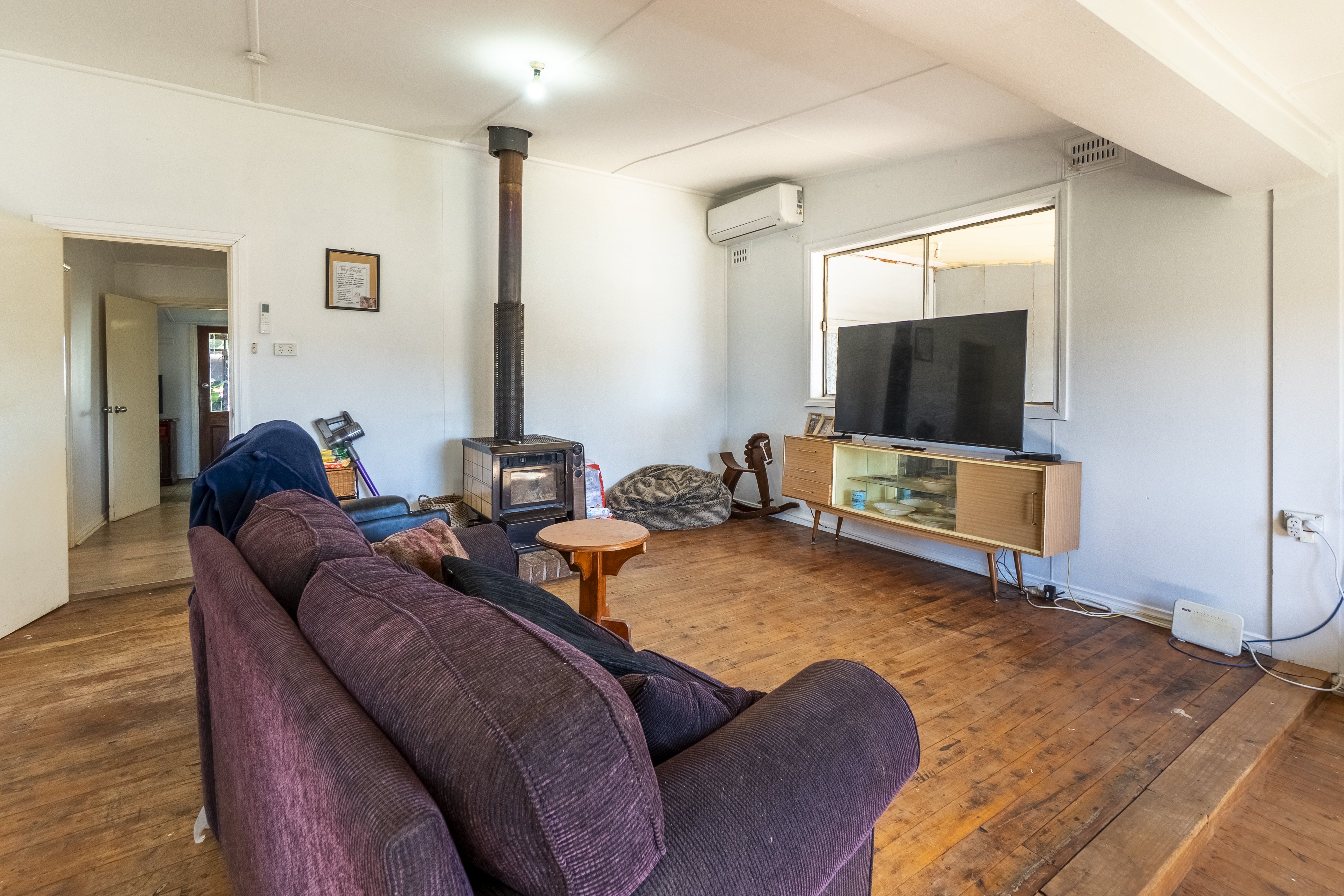 3-bedroom house at 83 Stinson Street, Coolamon, NSW 2701, Coolamon, New South Wales