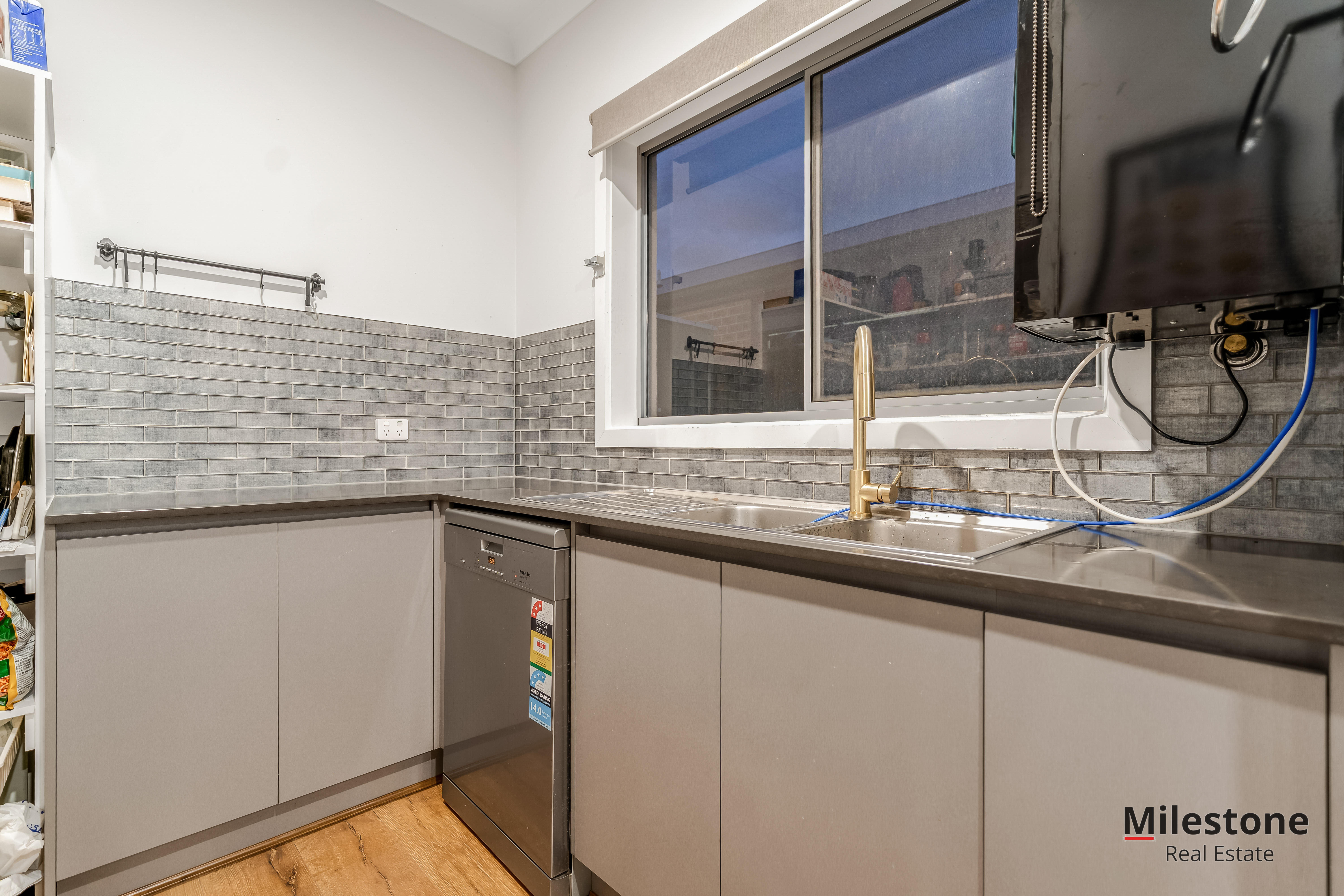 36 BALES ROAD, Cranbourne East VIC 3977 - Image 9