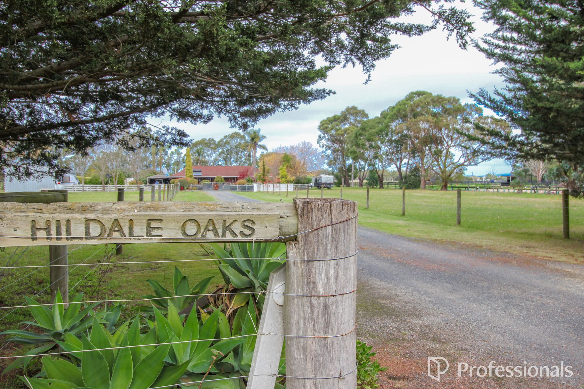 4-bedroom house at HILDALE OAKS 28 NAPIER ROAD, WON WRON VIC 3971, Wellington, Victoria