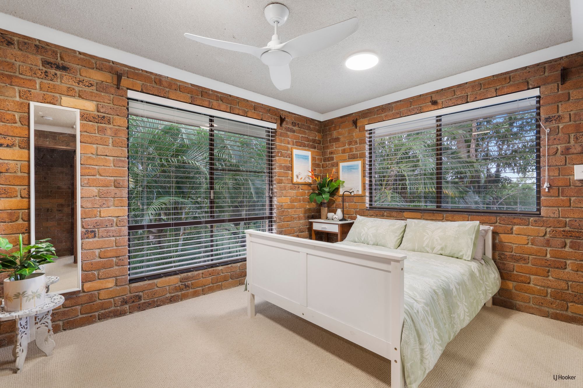 3 HORSMAN ROAD, Elanora QLD 4221 - Image 9