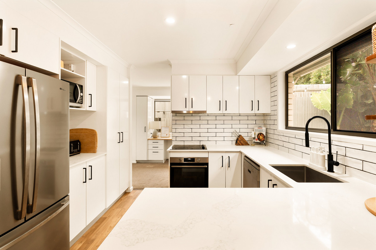 5 HYLACOLA DRIVE, Albany Creek QLD 4035 - Image 5