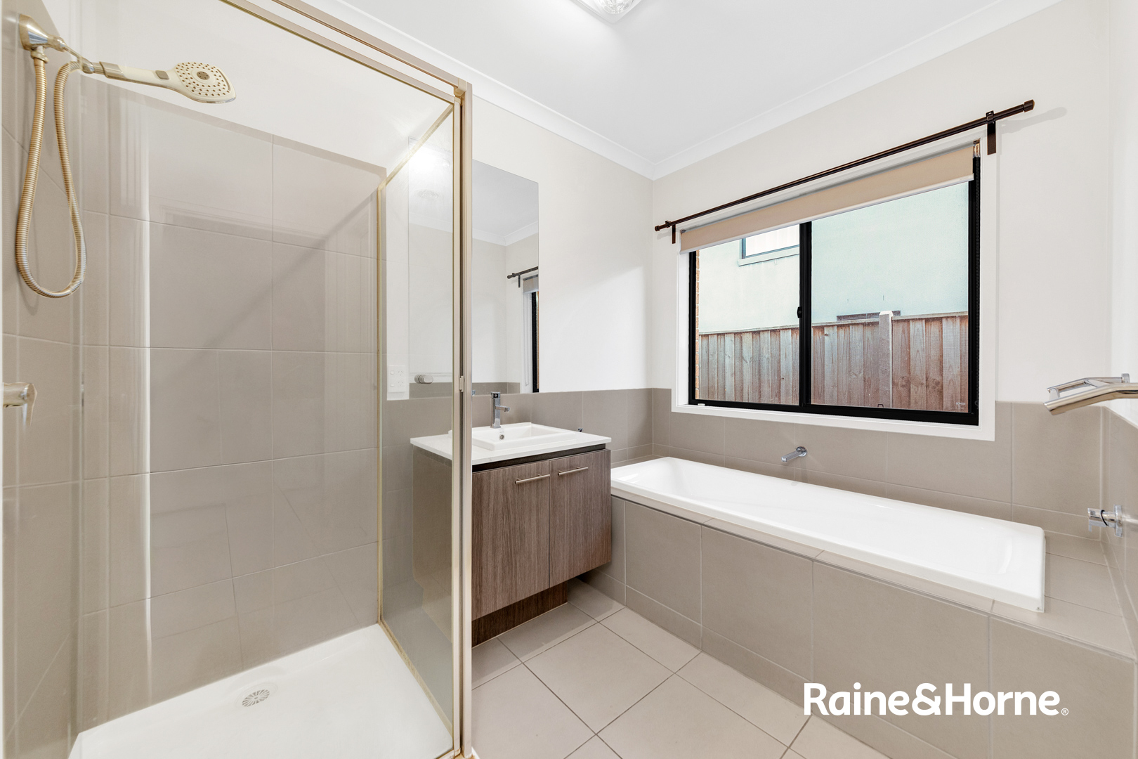 3-bedroom house at 13 Heathland Circuit, Cranbourne East, VIC 3977, Casey, Victoria