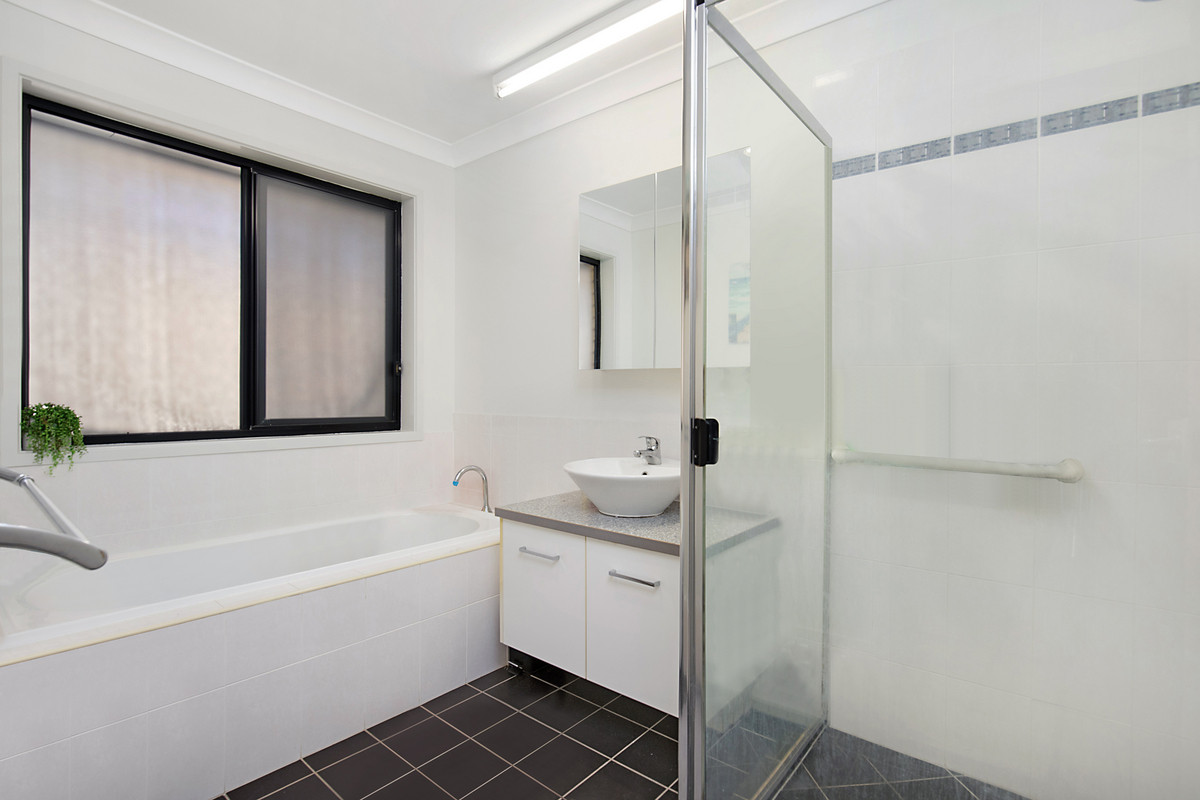 7 Denver Grove, Regents Park, QLD 4118 - Image 5