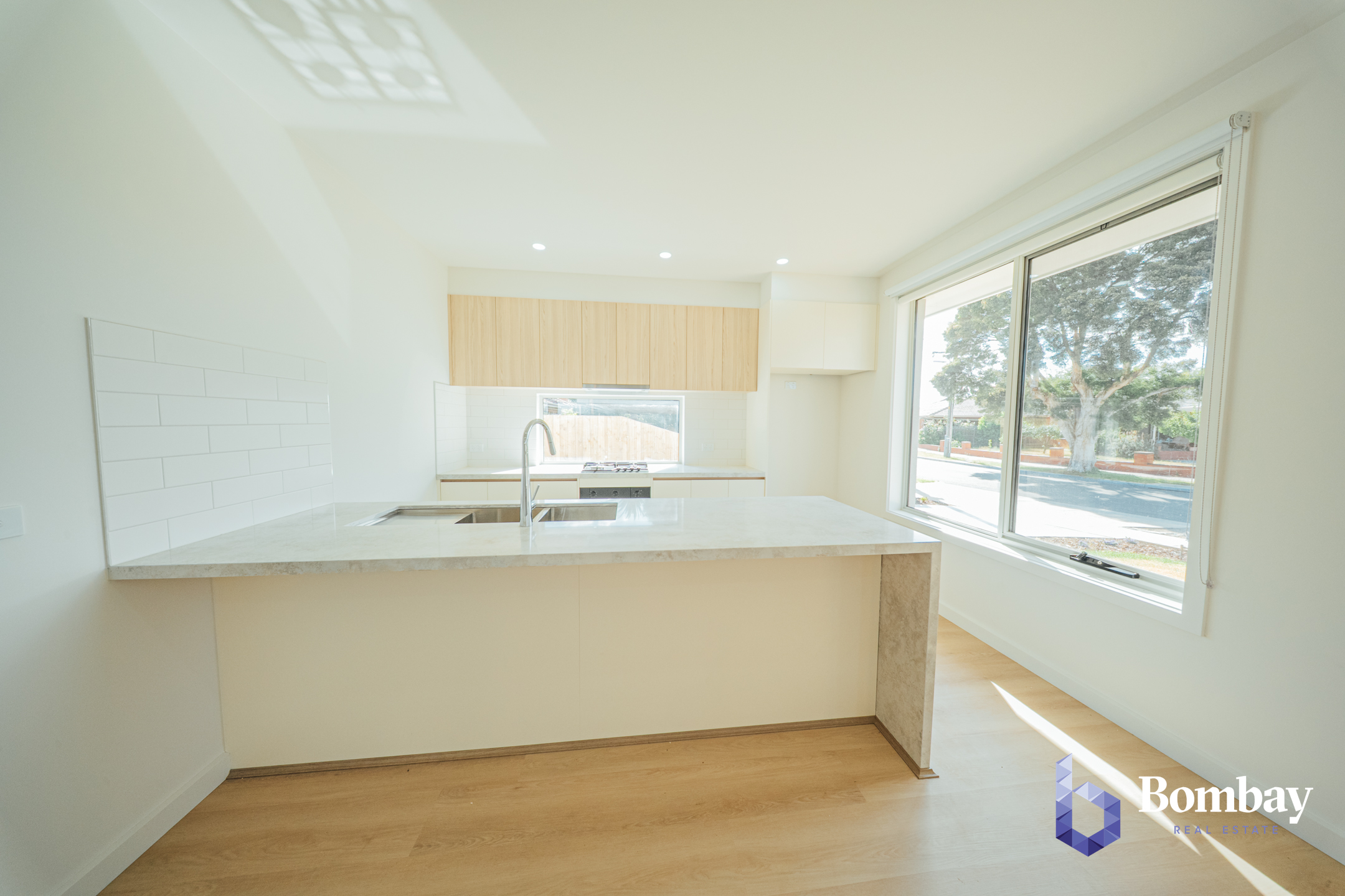 1&3/17 Juniper Crescent, Thomastown, Vic, 3074 - Image 4