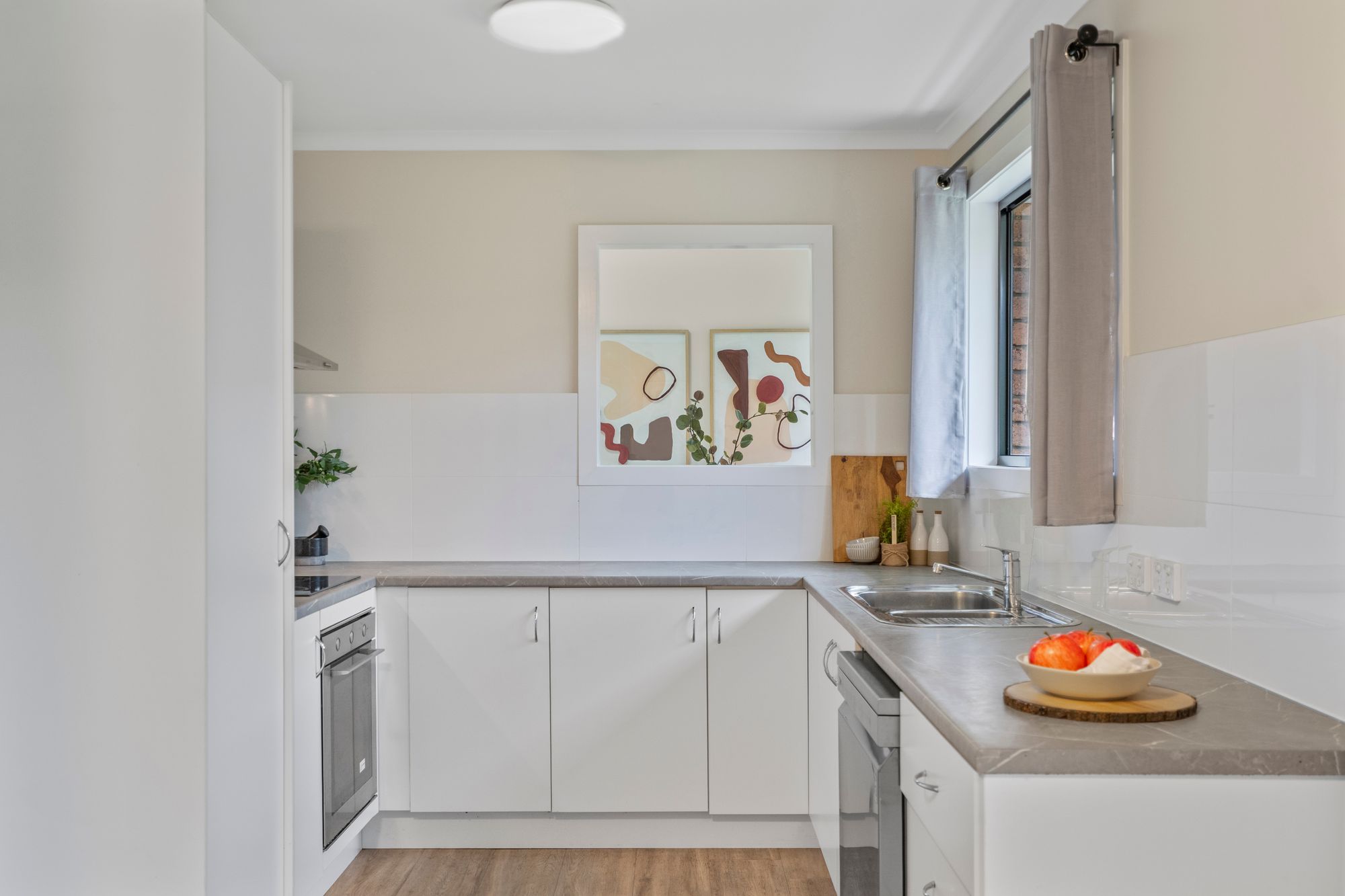 96 Redbourne Street, Chermside West, QLD 4032 - Image 6