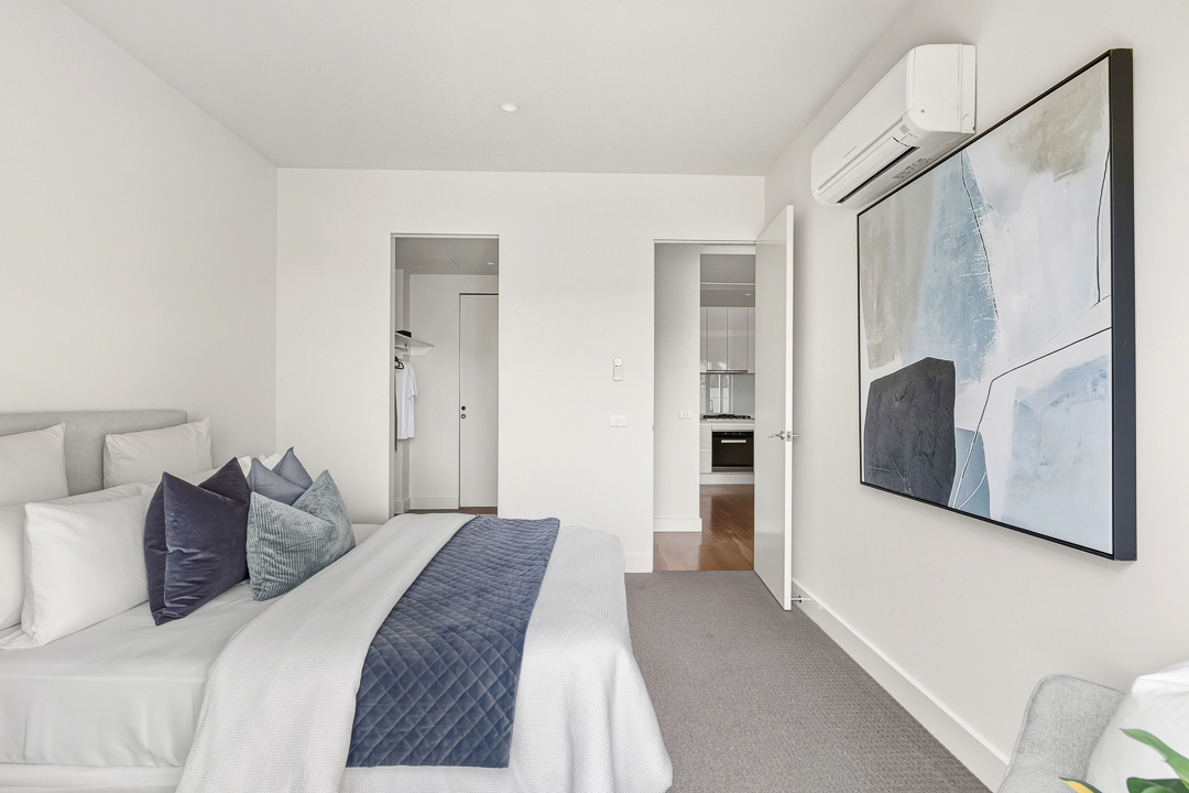 3-bedroom unit at 2 32 BAY STREET, BRIGHTON VIC 3186, , Victoria