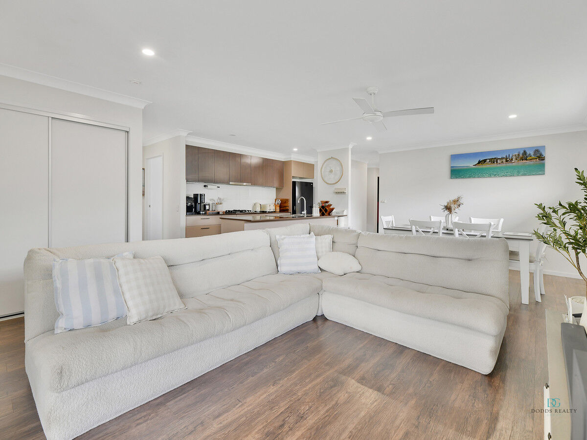 5-bedroom house at 9 Fyfe Street, Walloon, QLD 4306, , Queensland