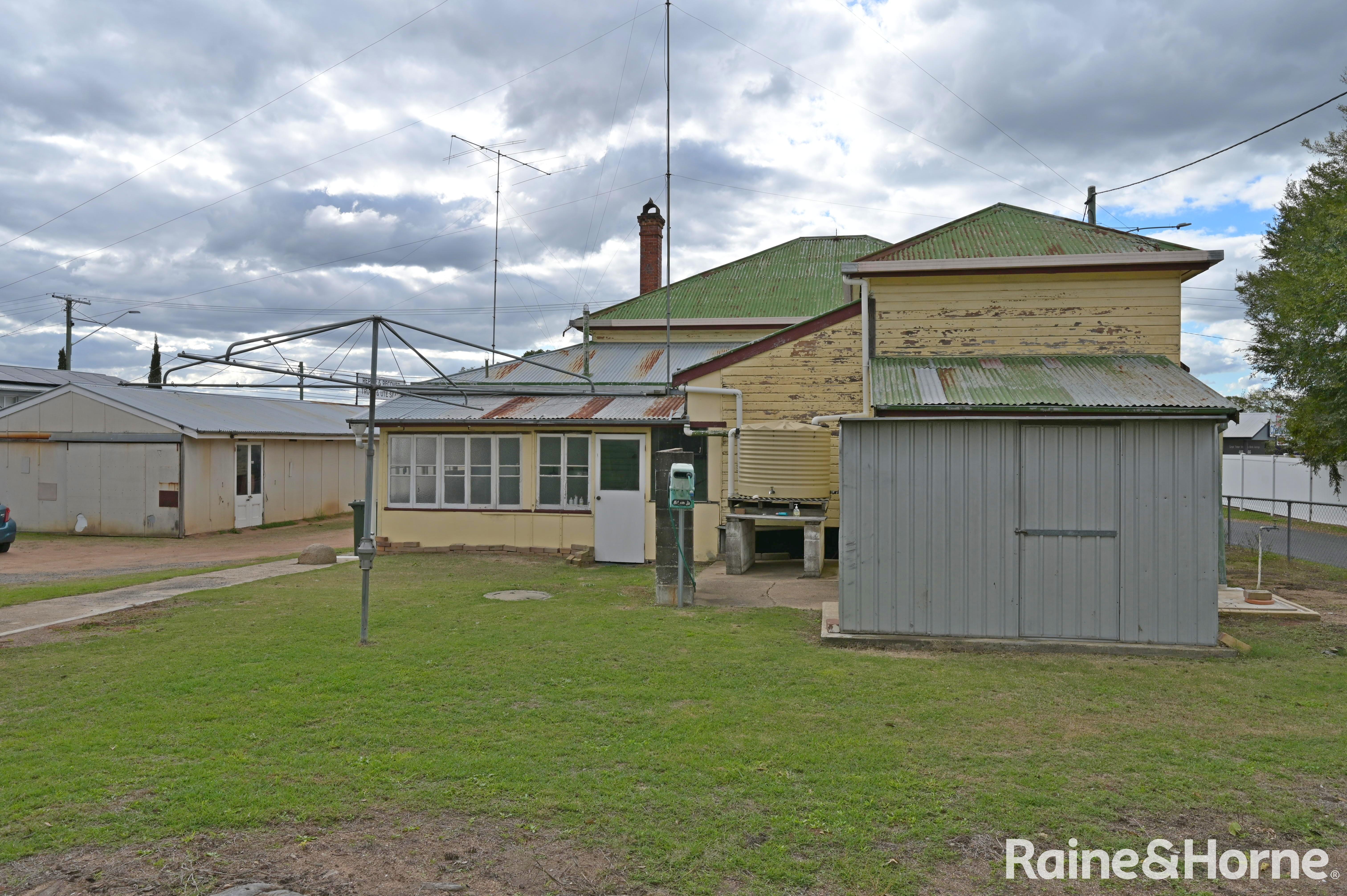4-bedroom house at 64 Wood Street, Warwick, QLD 4370, Southern Downs, Queensland